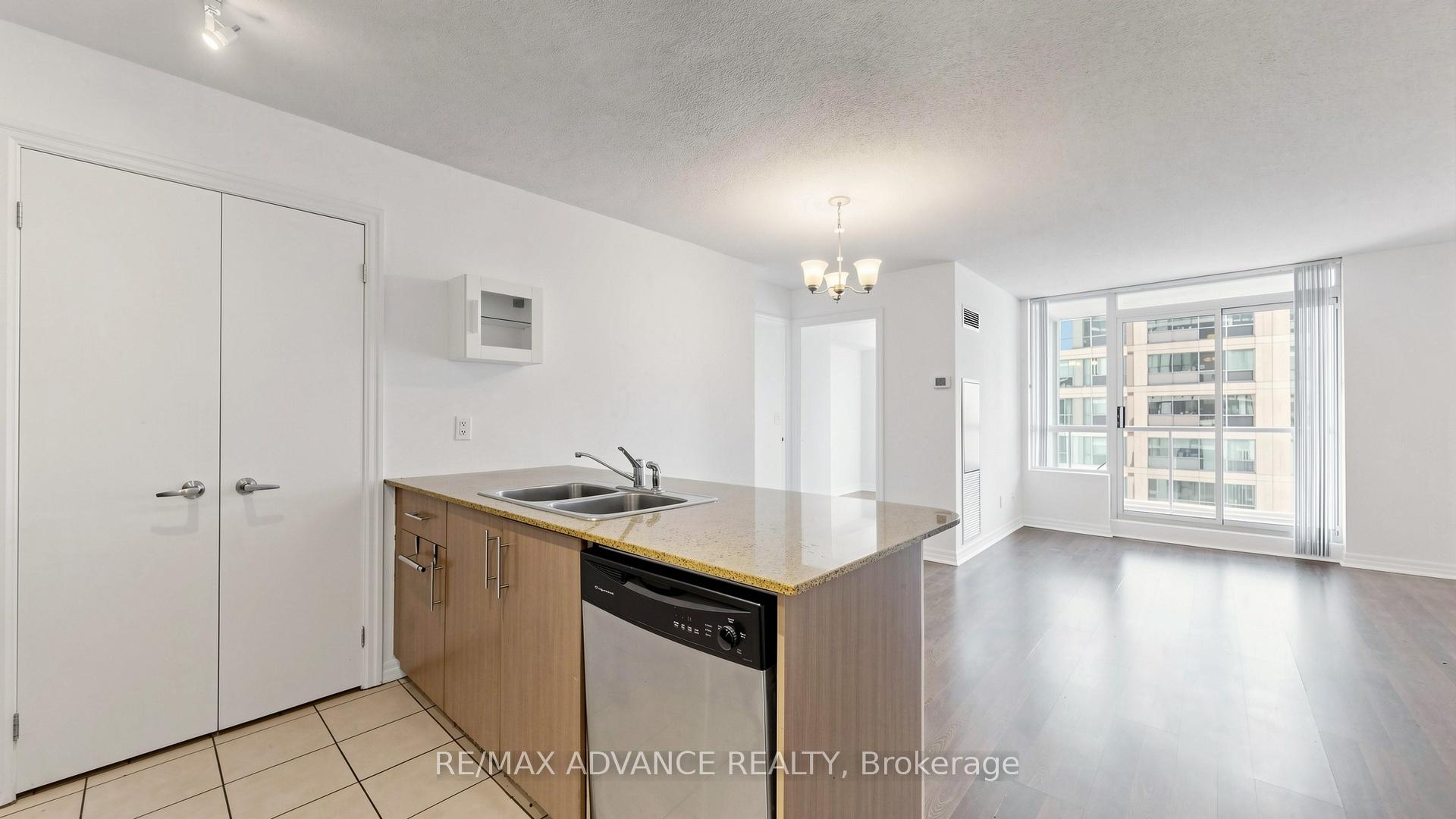Photo 10 of Unit 1805, 12 Yonge Street, Toronto, Waterfront Communities — HOMEH