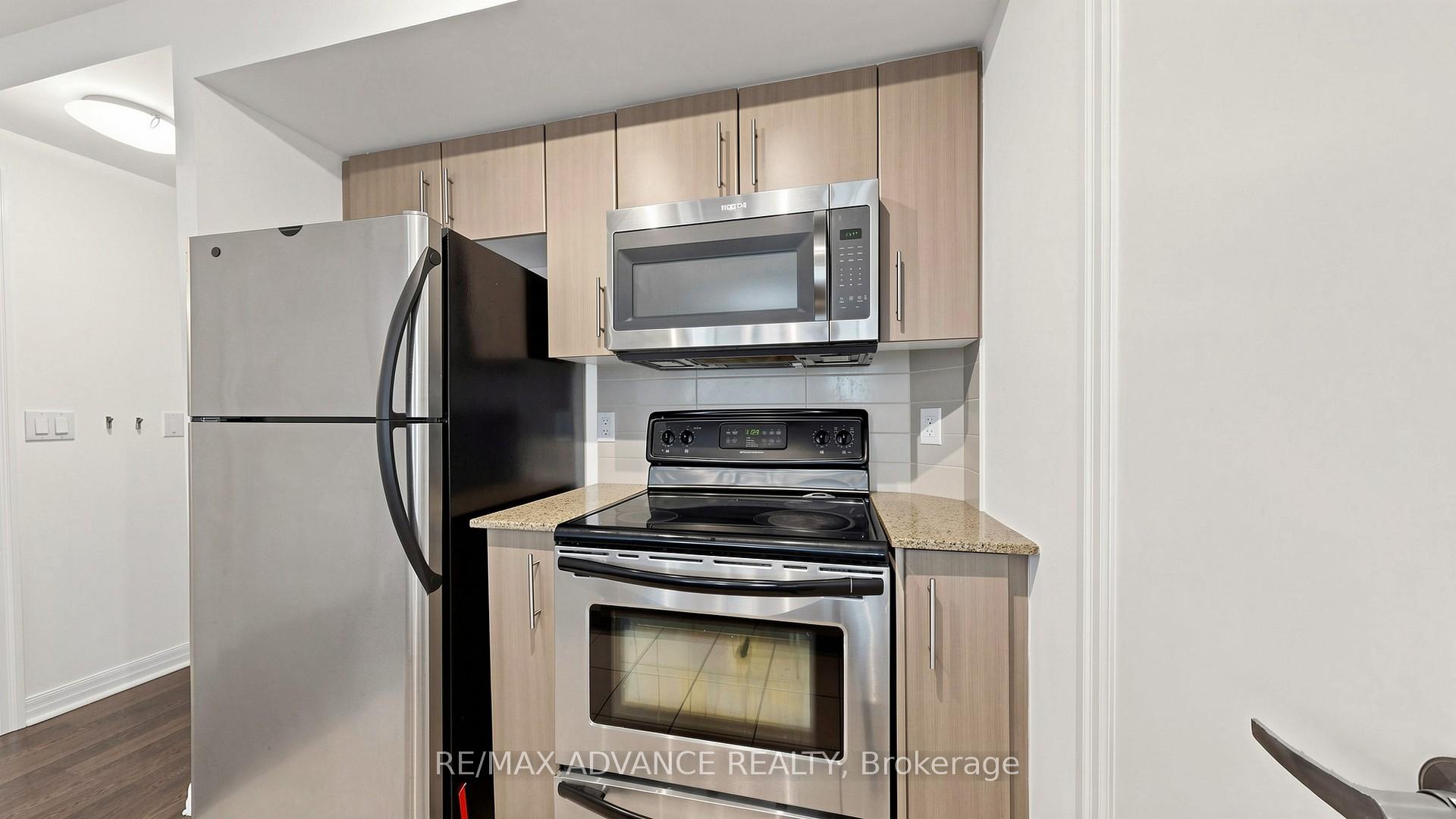 Photo 12 of Unit 1805, 12 Yonge Street, Toronto, Waterfront Communities — HOMEH