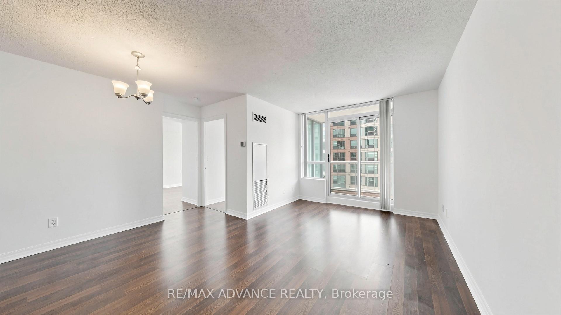 Photo 16 of Unit 1805, 12 Yonge Street, Toronto, Waterfront Communities — HOMEH