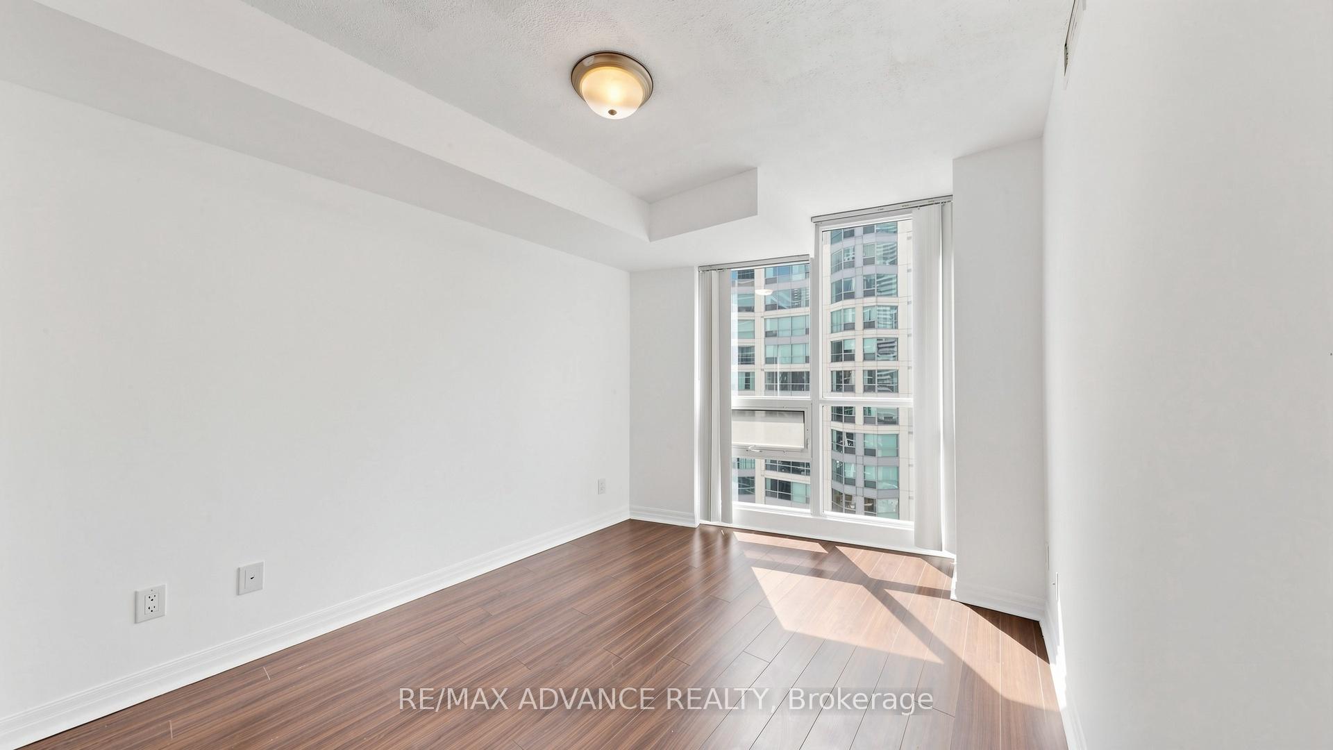 Photo 22 of Unit 1805, 12 Yonge Street, Toronto, Waterfront Communities — HOMEH