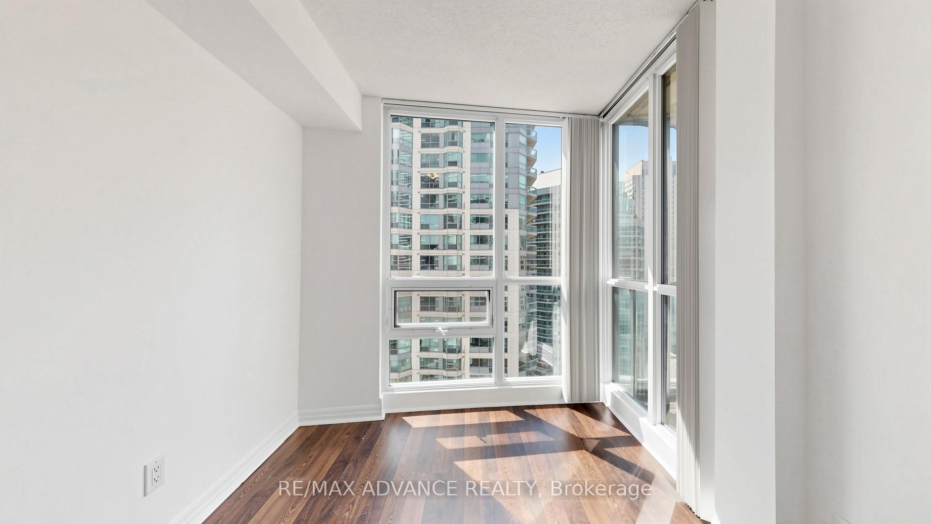 Photo 28 of Unit 1805, 12 Yonge Street, Toronto, Waterfront Communities — HOMEH