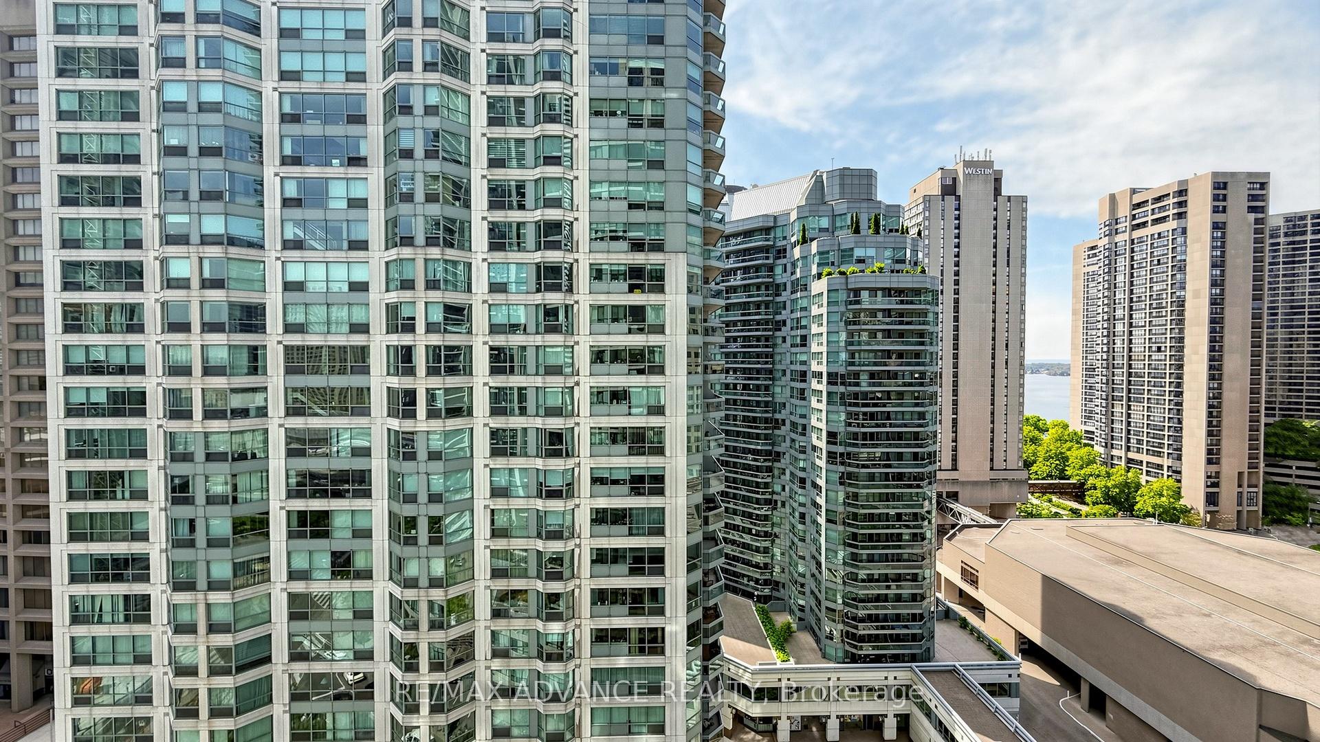 Photo 34 of Unit 1805, 12 Yonge Street, Toronto, Waterfront Communities — HOMEH