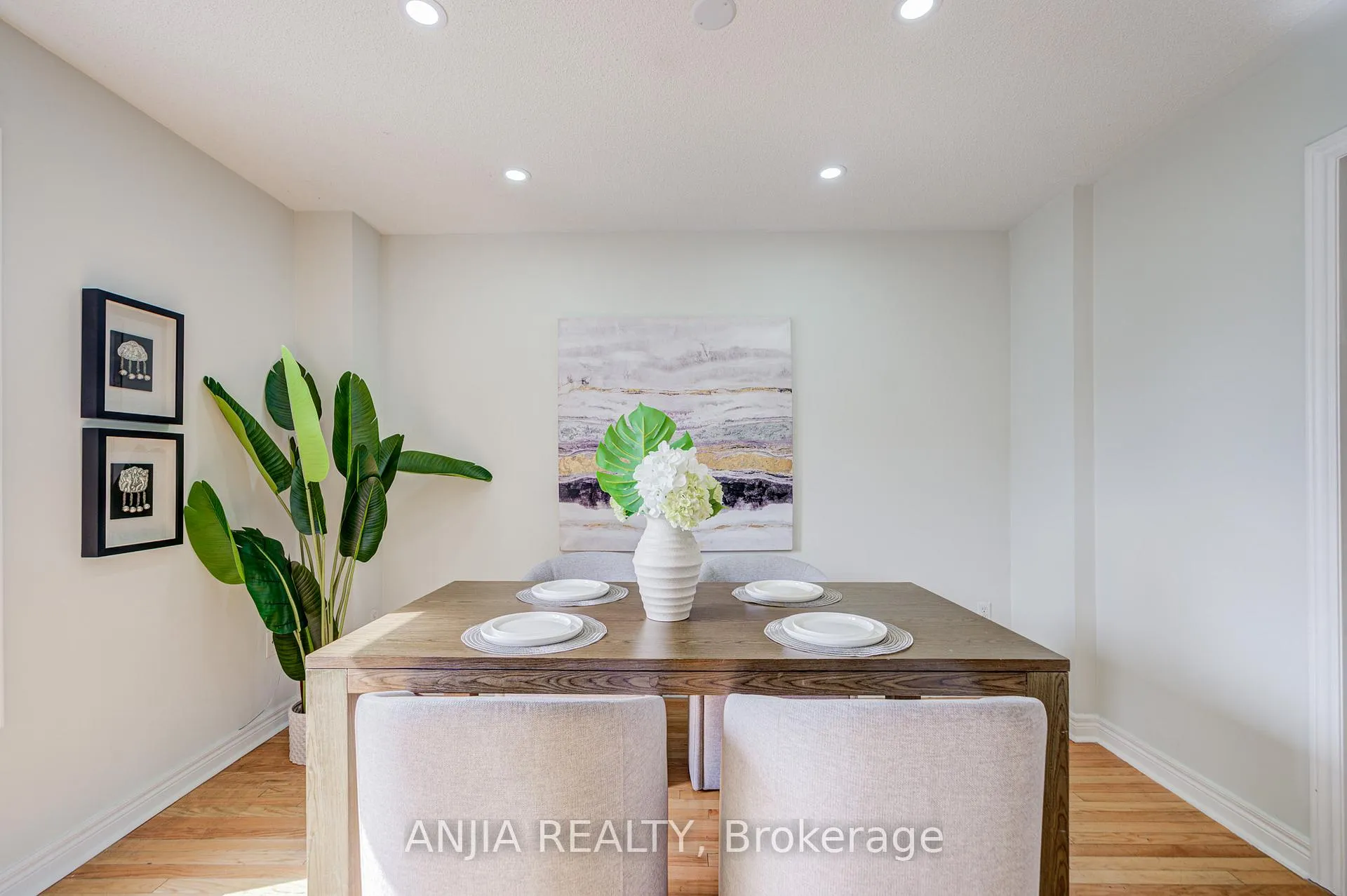Photo 13 of 2033 Bur Oak Avenue, Markham, Greensborough — HOMEH