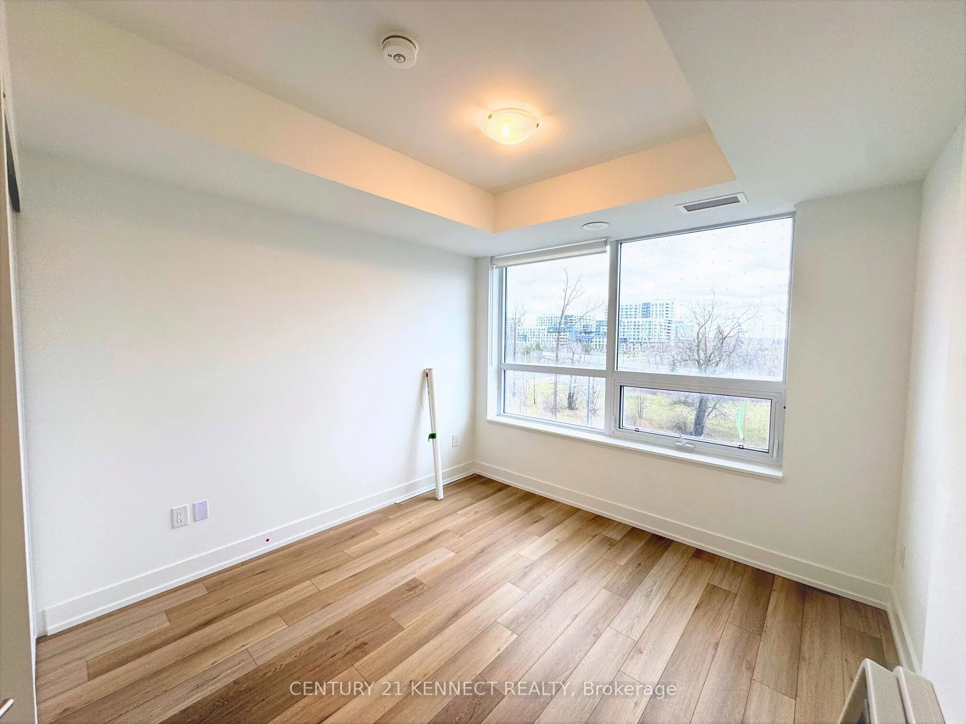 Photo 10 of Unit 512, 8 Cedarland Drive, Markham, Unionville — HOMEH
