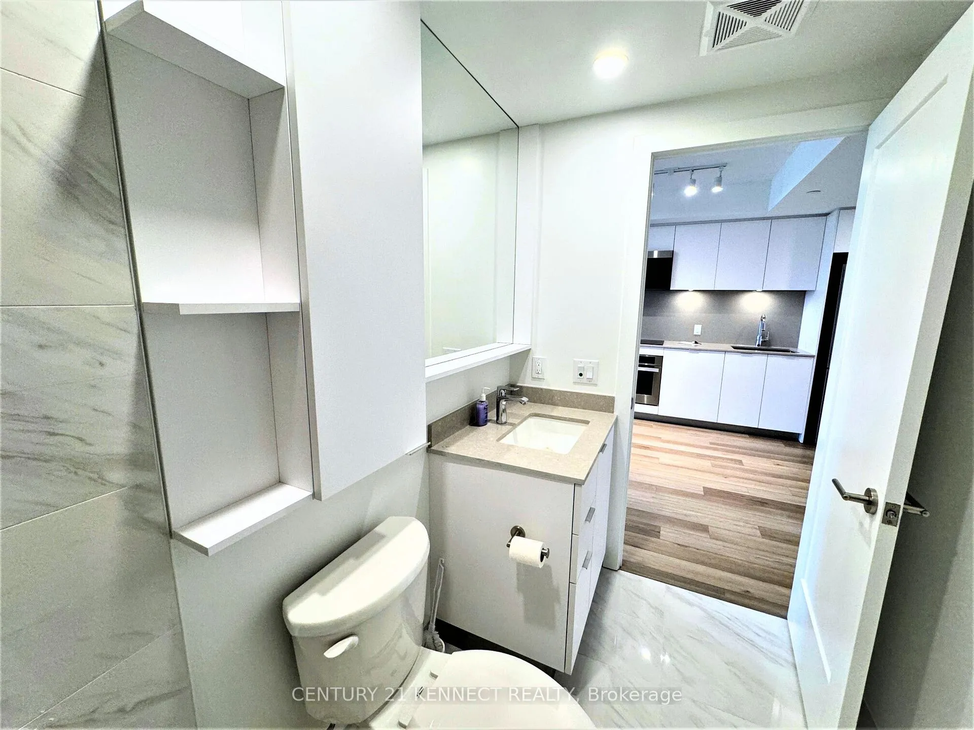 Photo 18 of Unit 512, 8 Cedarland Drive, Markham, Unionville — HOMEH