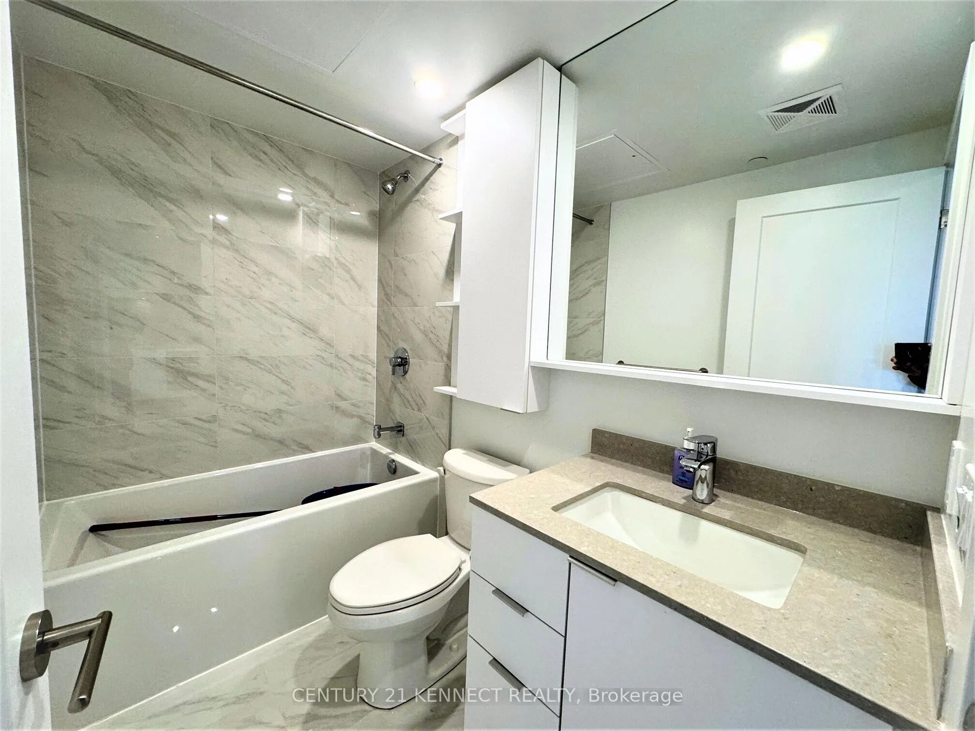 Photo 19 of Unit 512, 8 Cedarland Drive, Markham, Unionville — HOMEH