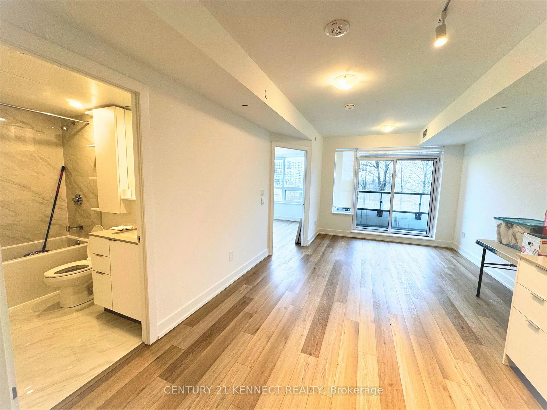 Photo 21 of Unit 512, 8 Cedarland Drive, Markham, Unionville — HOMEH