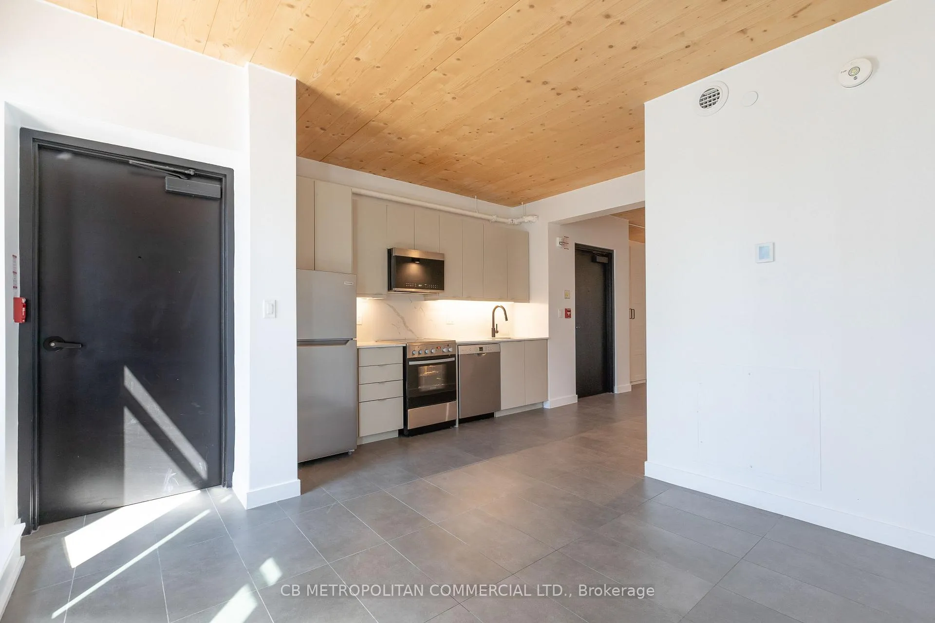 Photo 16 of Unit 502, 1598 Queen Street E, Toronto, Greenwood-Coxwell — HOMEH