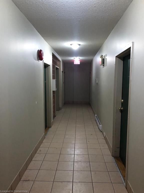 Photo 3 of 55 Mcalpine Avenue S, Welland, Lincoln/Crowland — HOMEH