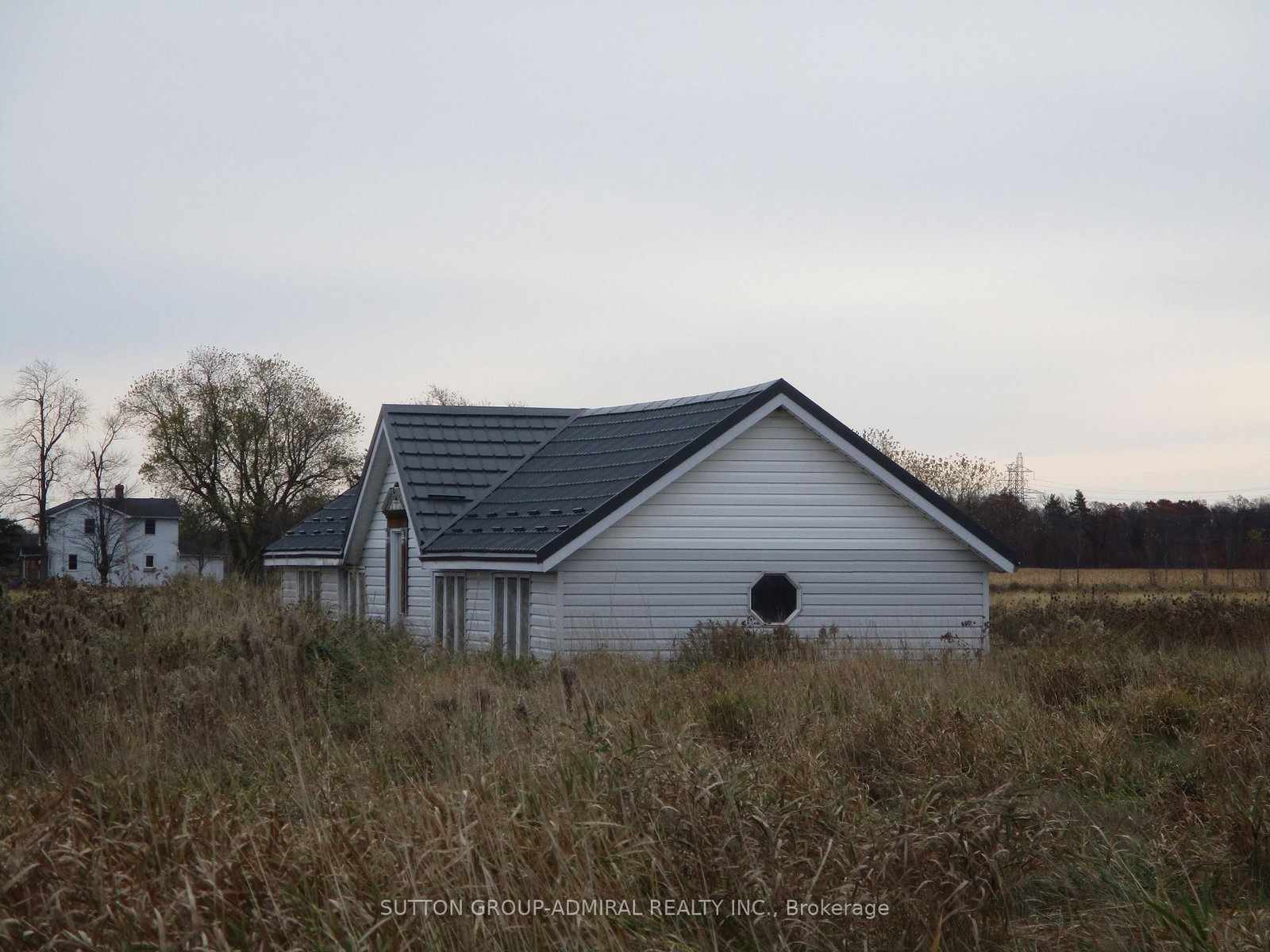 Photo 2 of 6060 Young St, Grimsby, Grimsby Escarpment — HOMEH
