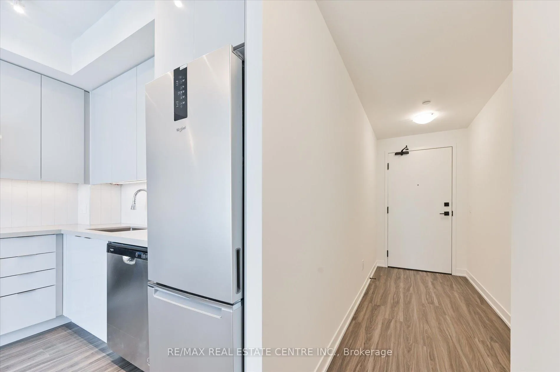 Photo 18 of Unit 2332, 498 Caldari Road, Vaughan, Concord — HOMEH