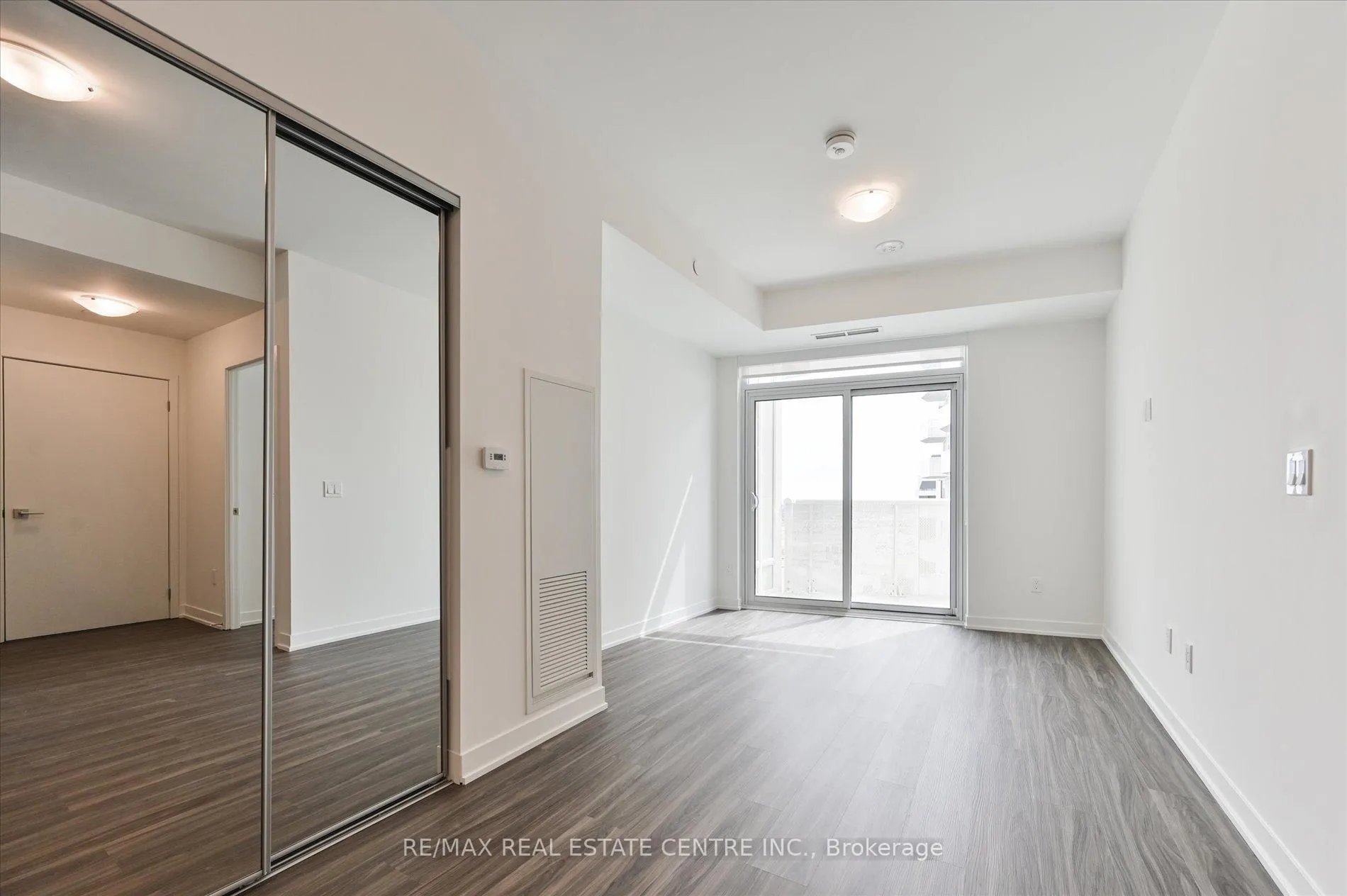 Photo 19 of Unit 2332, 498 Caldari Road, Vaughan, Concord — HOMEH