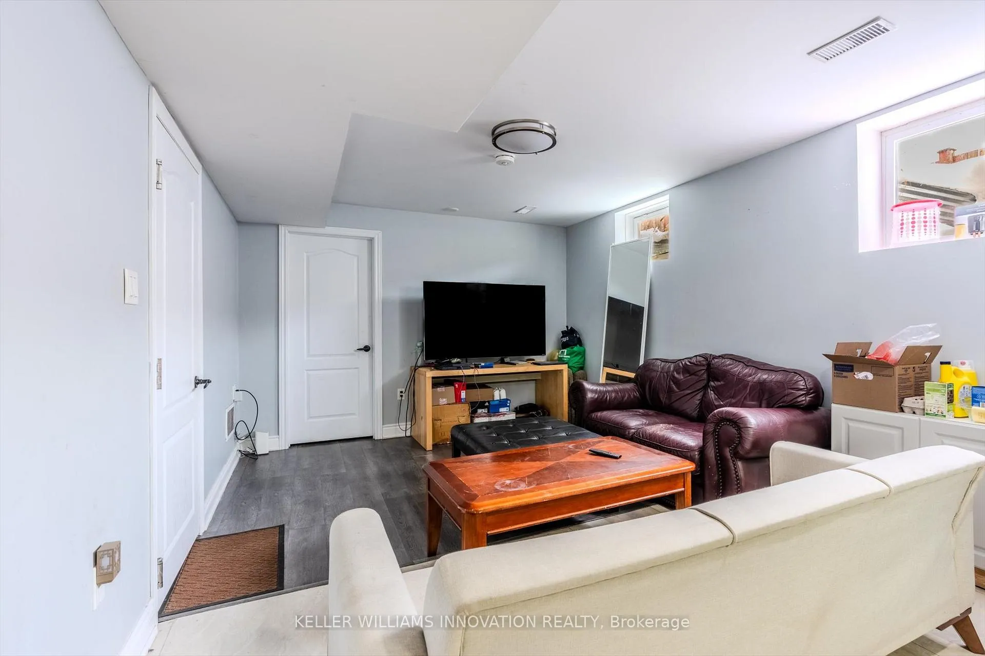 Photo 4 of 643 Doon Drive S, Waterloo — HOMEH