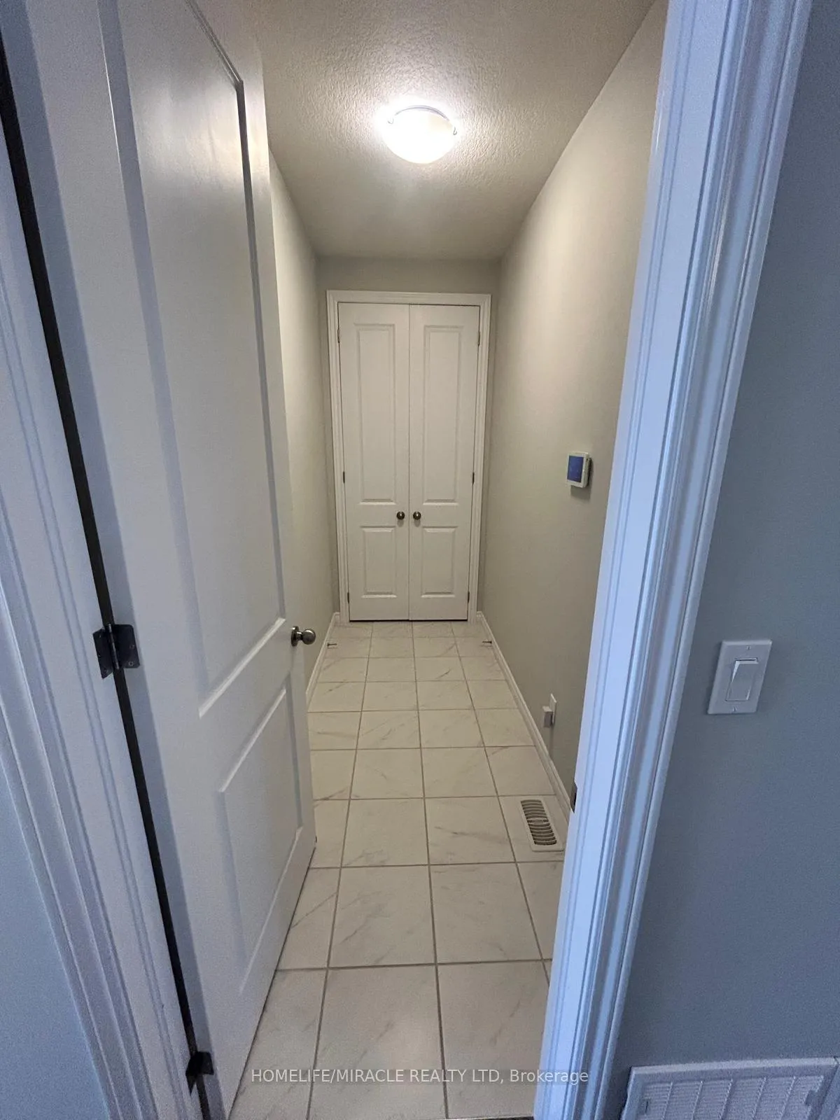 Photo 8 of 174 Forest Creek Drive, Kitchener — HOMEH