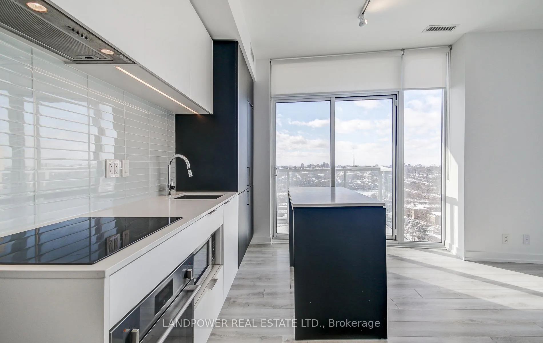 Photo 14 of Unit 1512, 33 Helendale Avenue, Toronto, Yonge-Eglinton — HOMEH