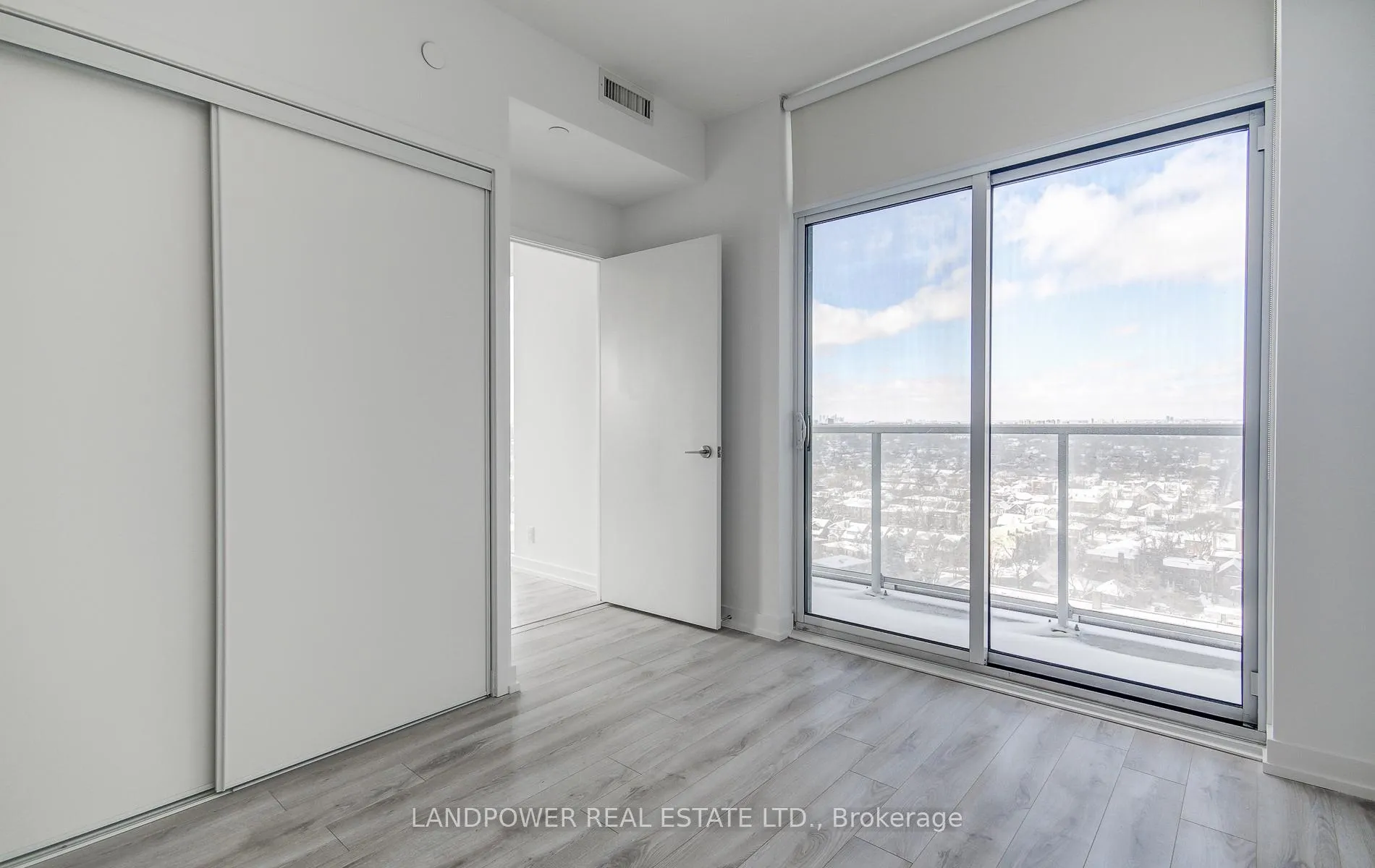 Photo 33 of Unit 1512, 33 Helendale Avenue, Toronto, Yonge-Eglinton — HOMEH