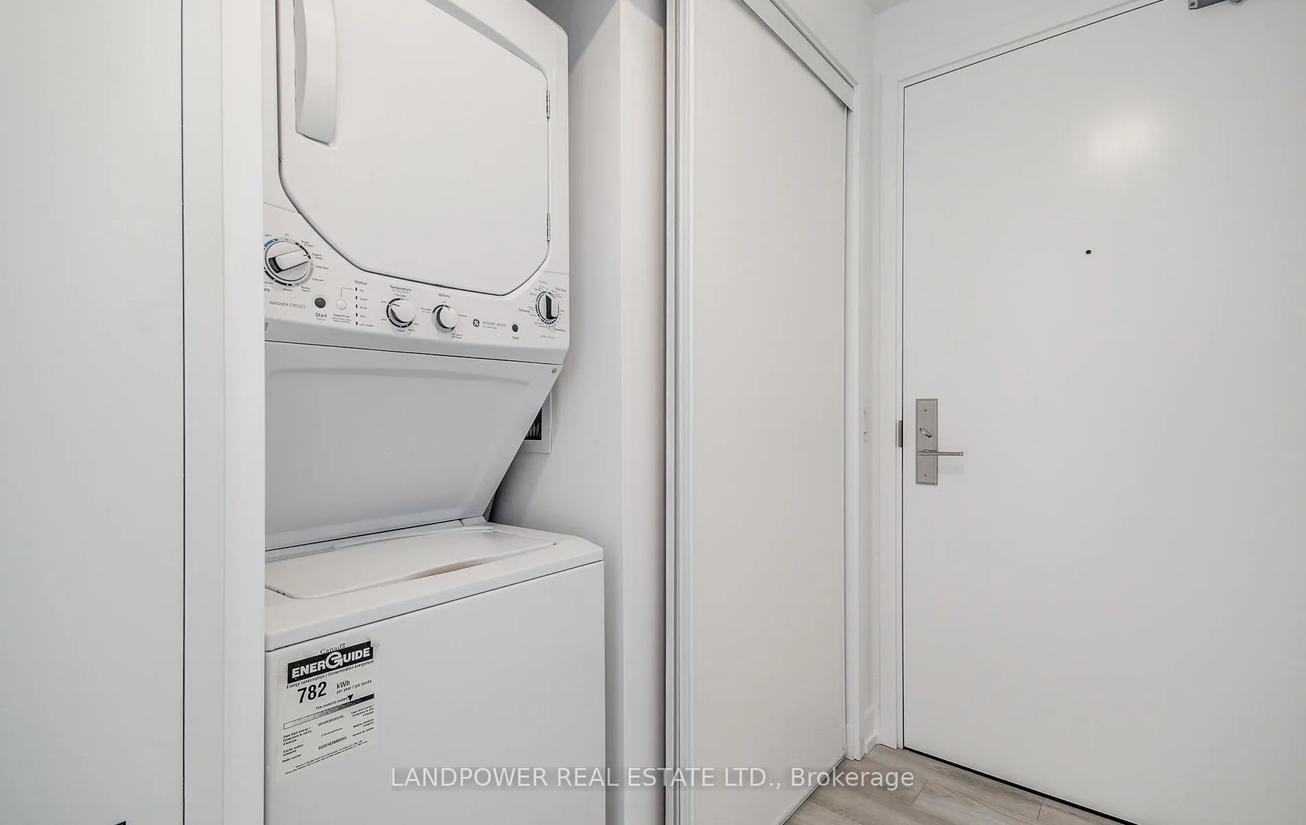 Photo 36 of Unit 1512, 33 Helendale Avenue, Toronto, Yonge-Eglinton — HOMEH
