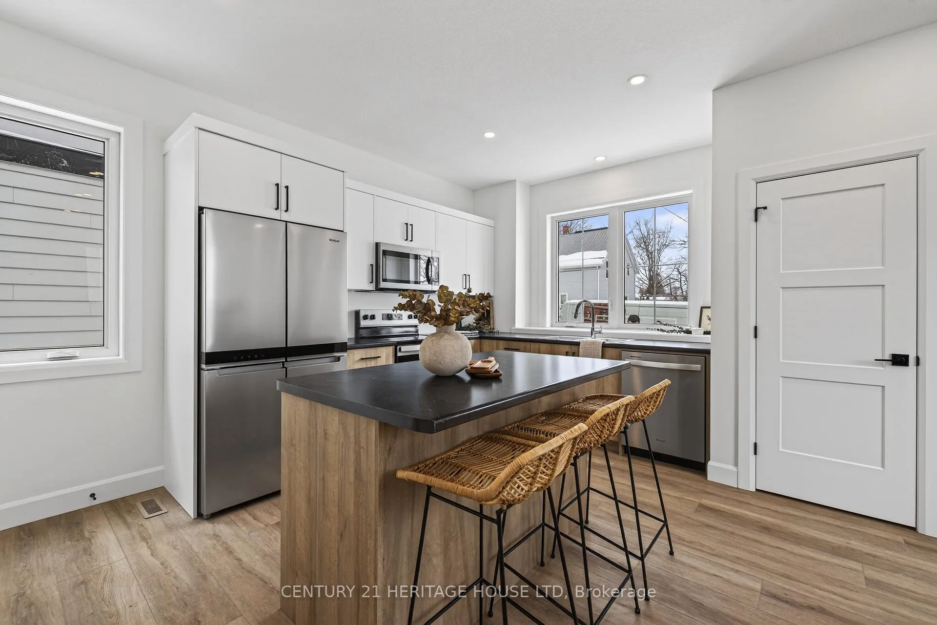 Photo 8 of 51179 Ron Mcneil Line E, Malahide, Springfield — HOMEH