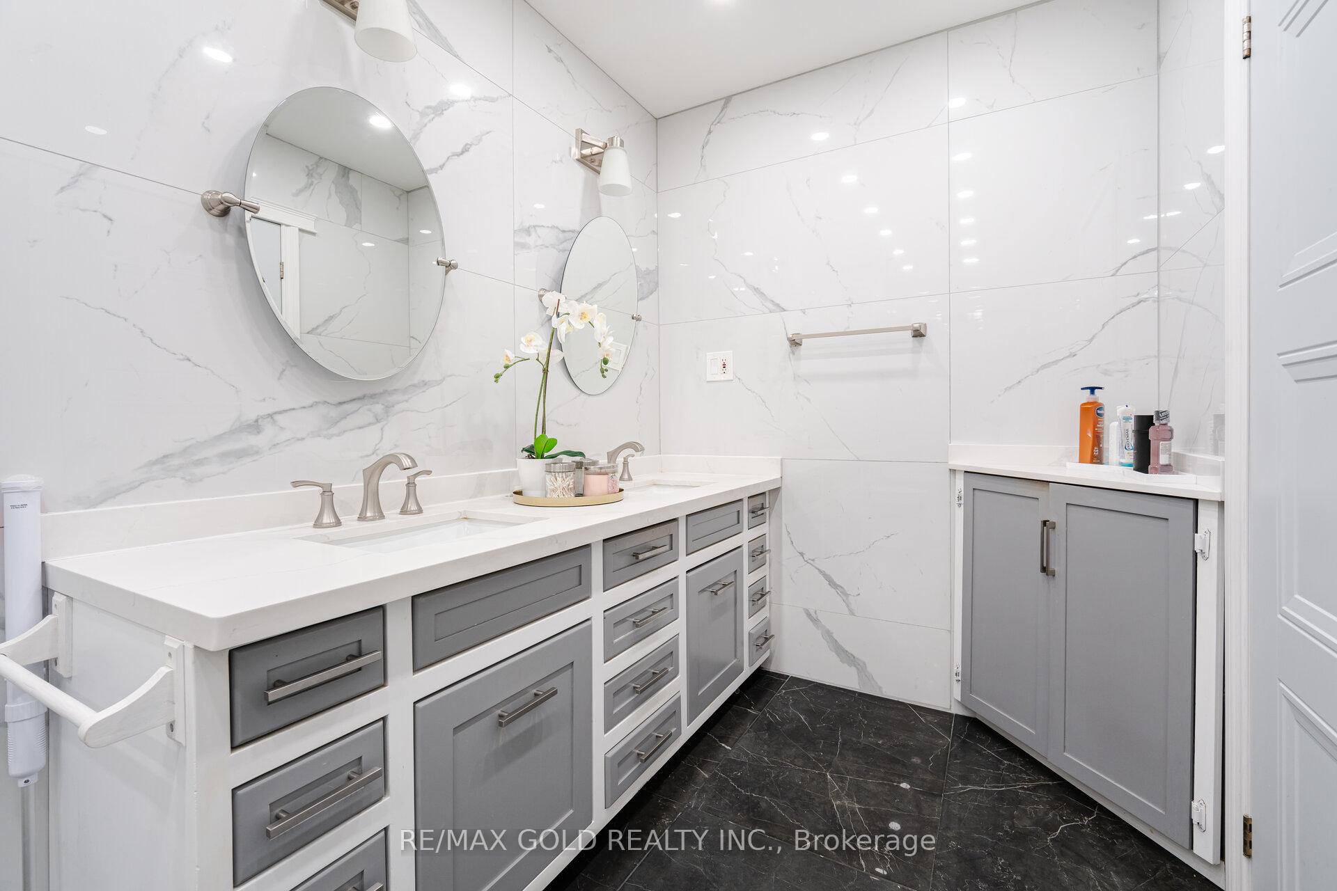 Photo 29 of 27 Brock Street, Ajax, Central — HOMEH