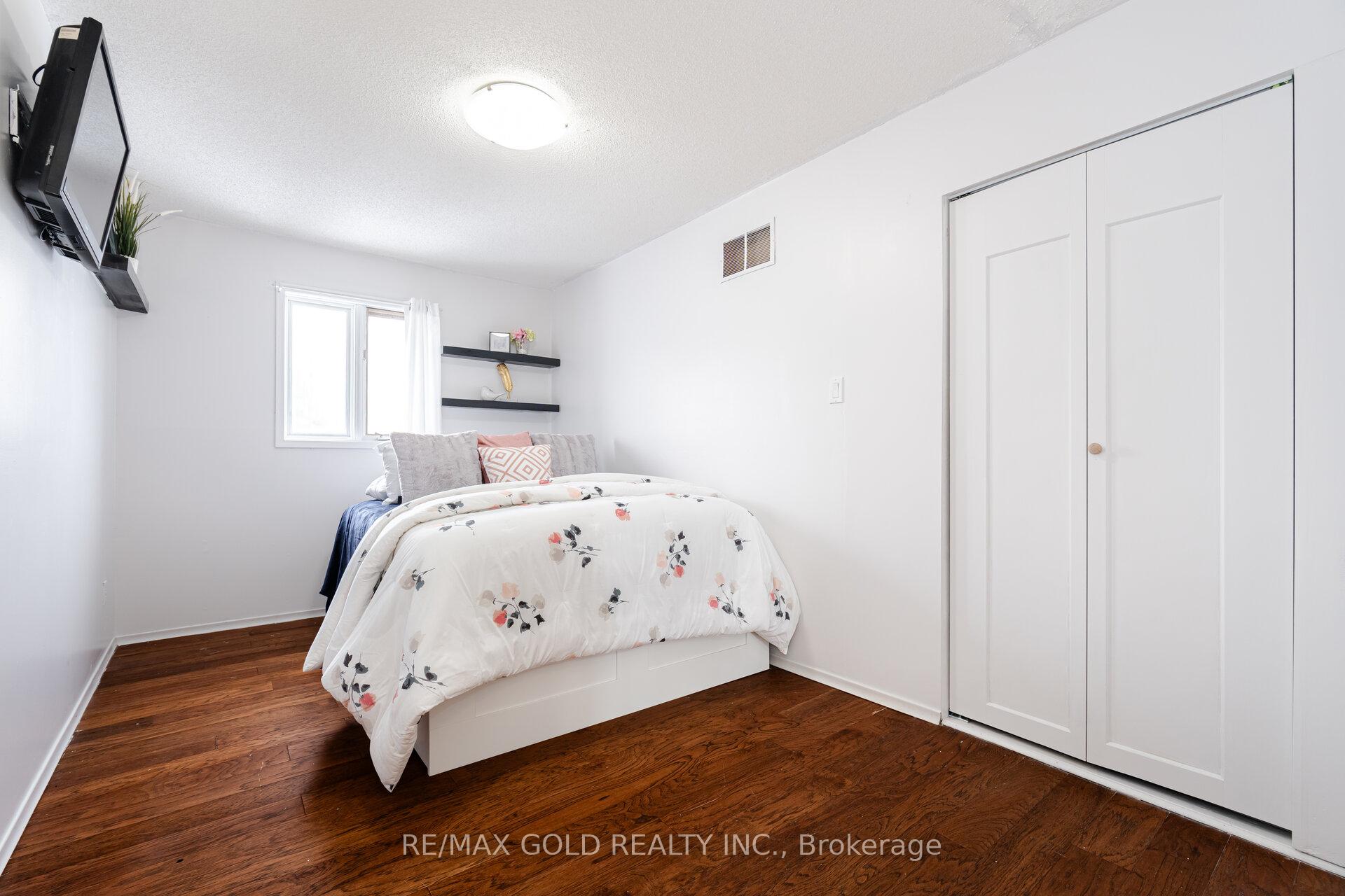 Photo 30 of 27 Brock Street, Ajax, Central — HOMEH