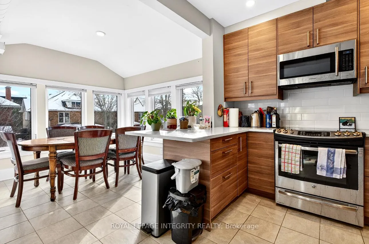 Photo 12 of 73 Renfrew Avenue, Ottawa, Glebe — HOMEH