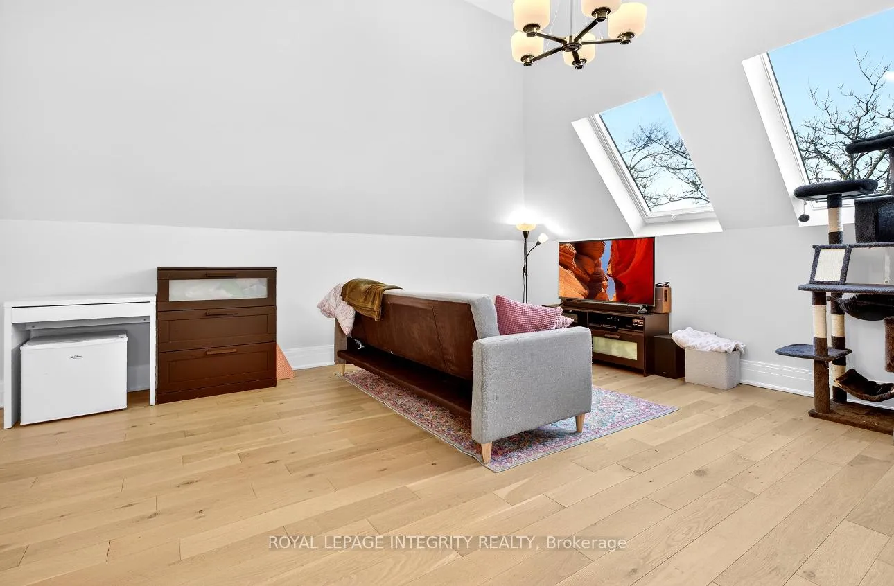 Photo 15 of 73 Renfrew Avenue, Ottawa, Glebe — HOMEH