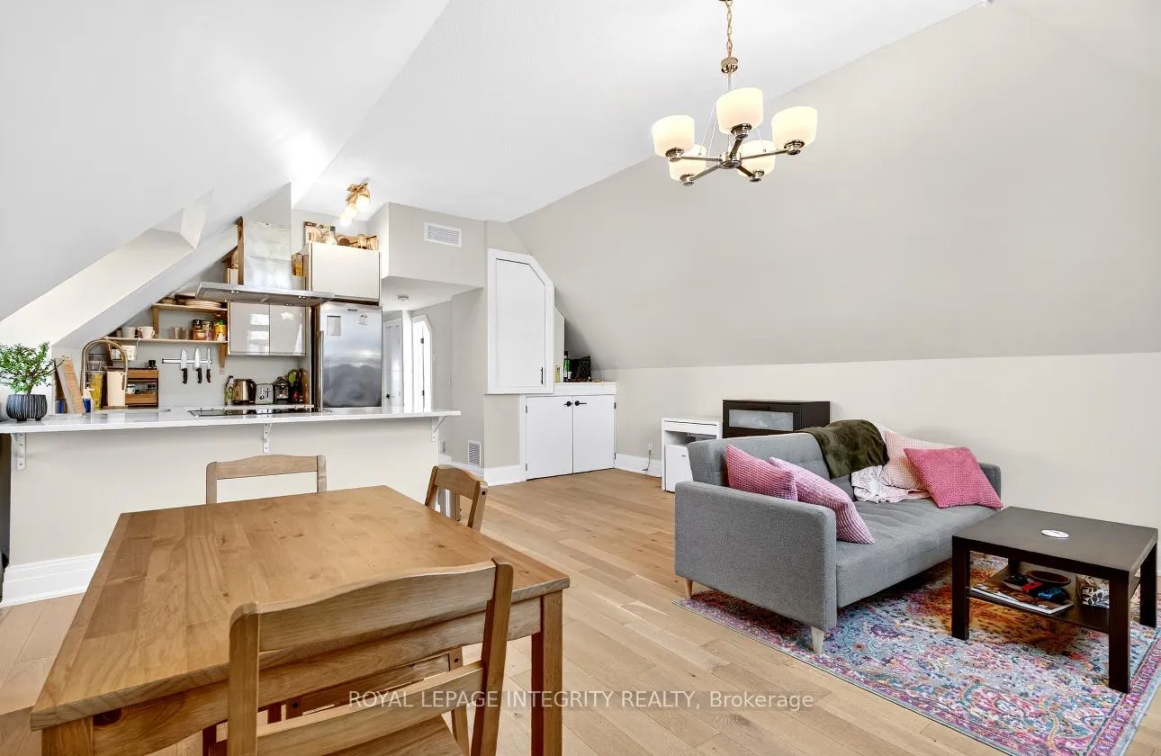 Photo 16 of 73 Renfrew Avenue, Ottawa, Glebe — HOMEH