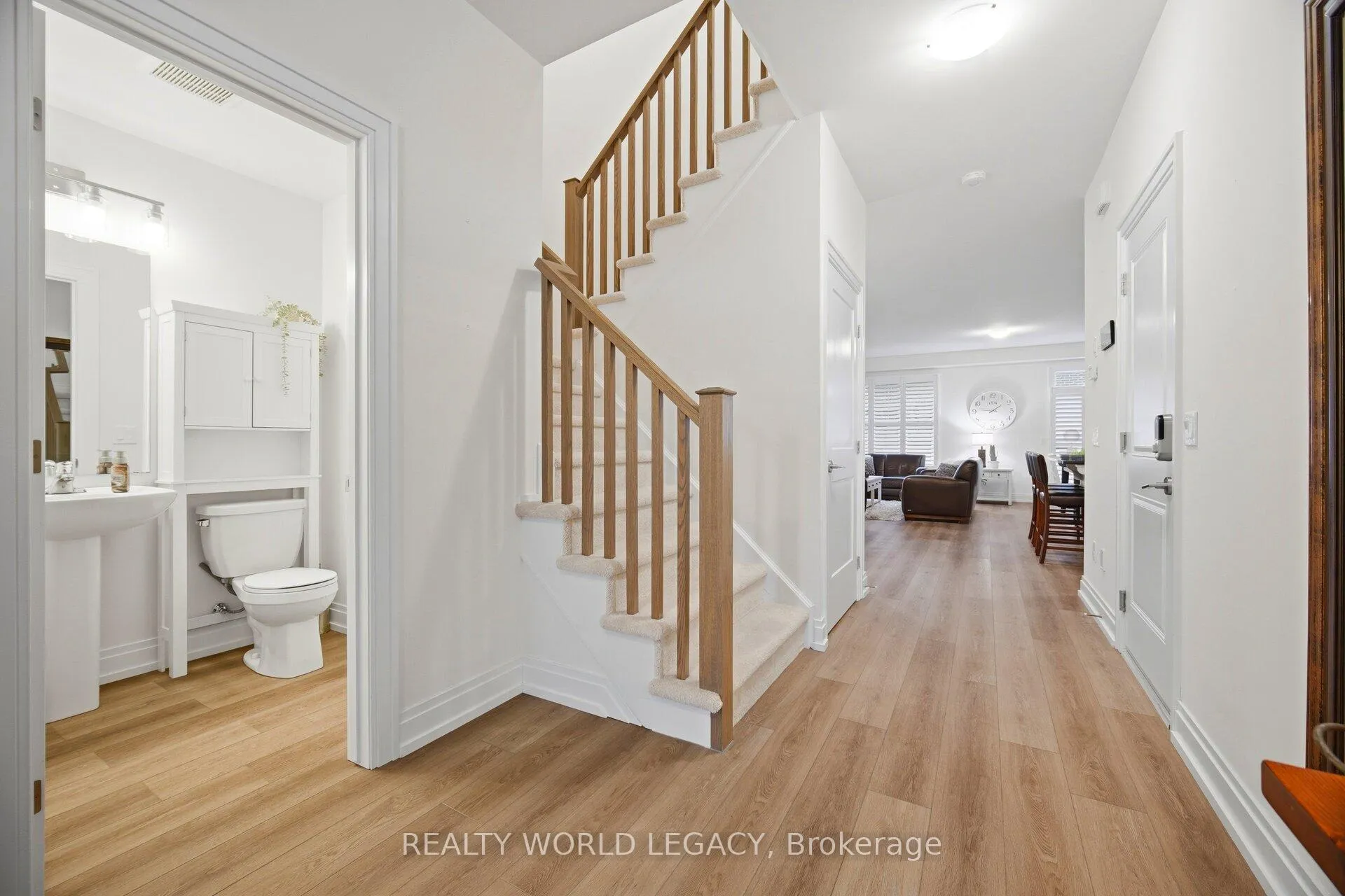 Photo 7 of 37 Westfield Crescent, Hamilton, Waterdown — HOMEH