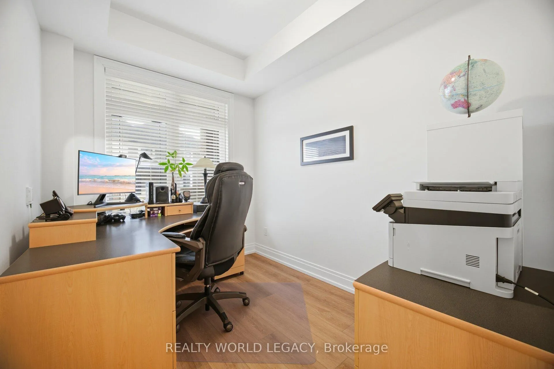 Photo 10 of 37 Westfield Crescent, Hamilton, Waterdown — HOMEH