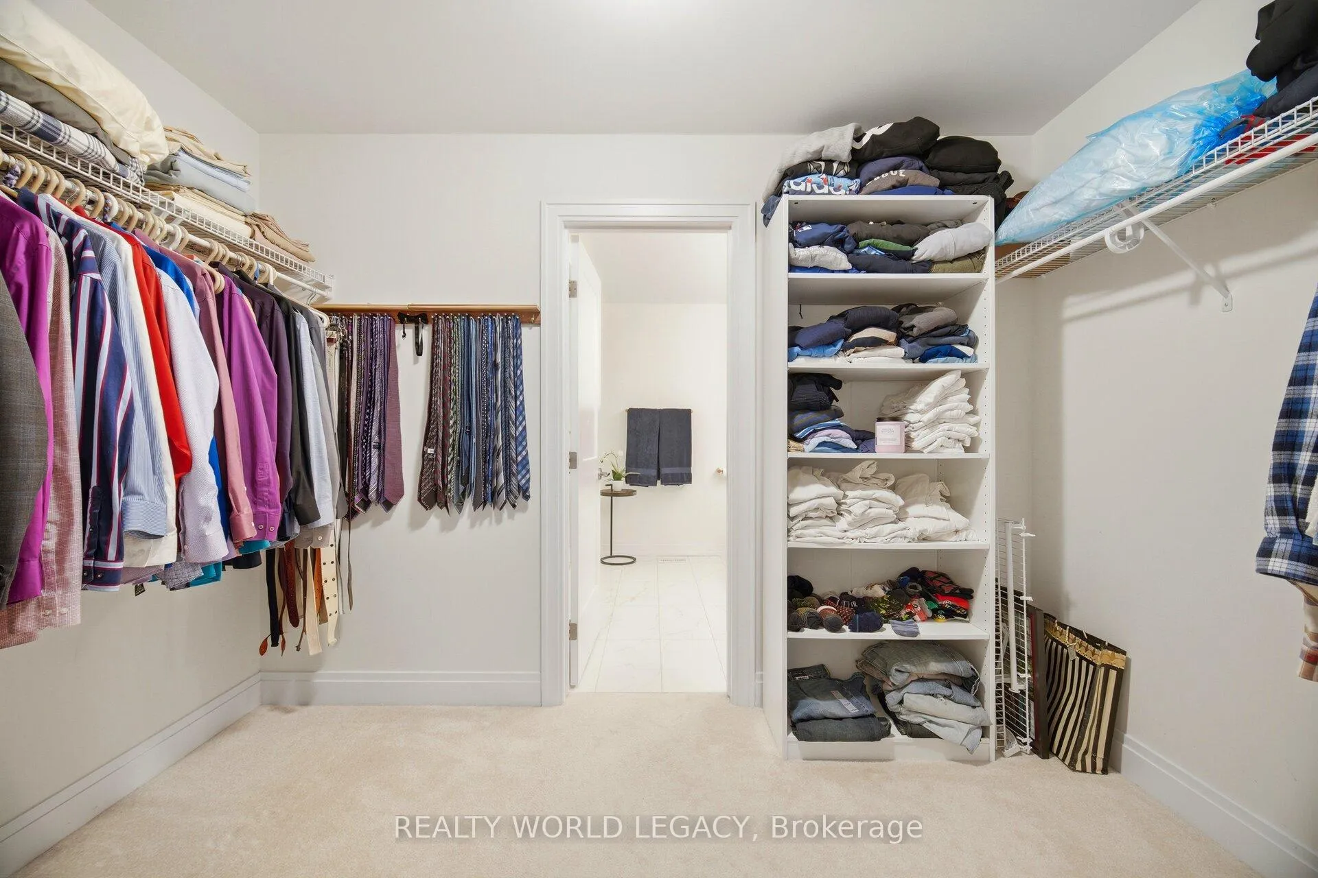 Photo 26 of 37 Westfield Crescent, Hamilton, Waterdown — HOMEH