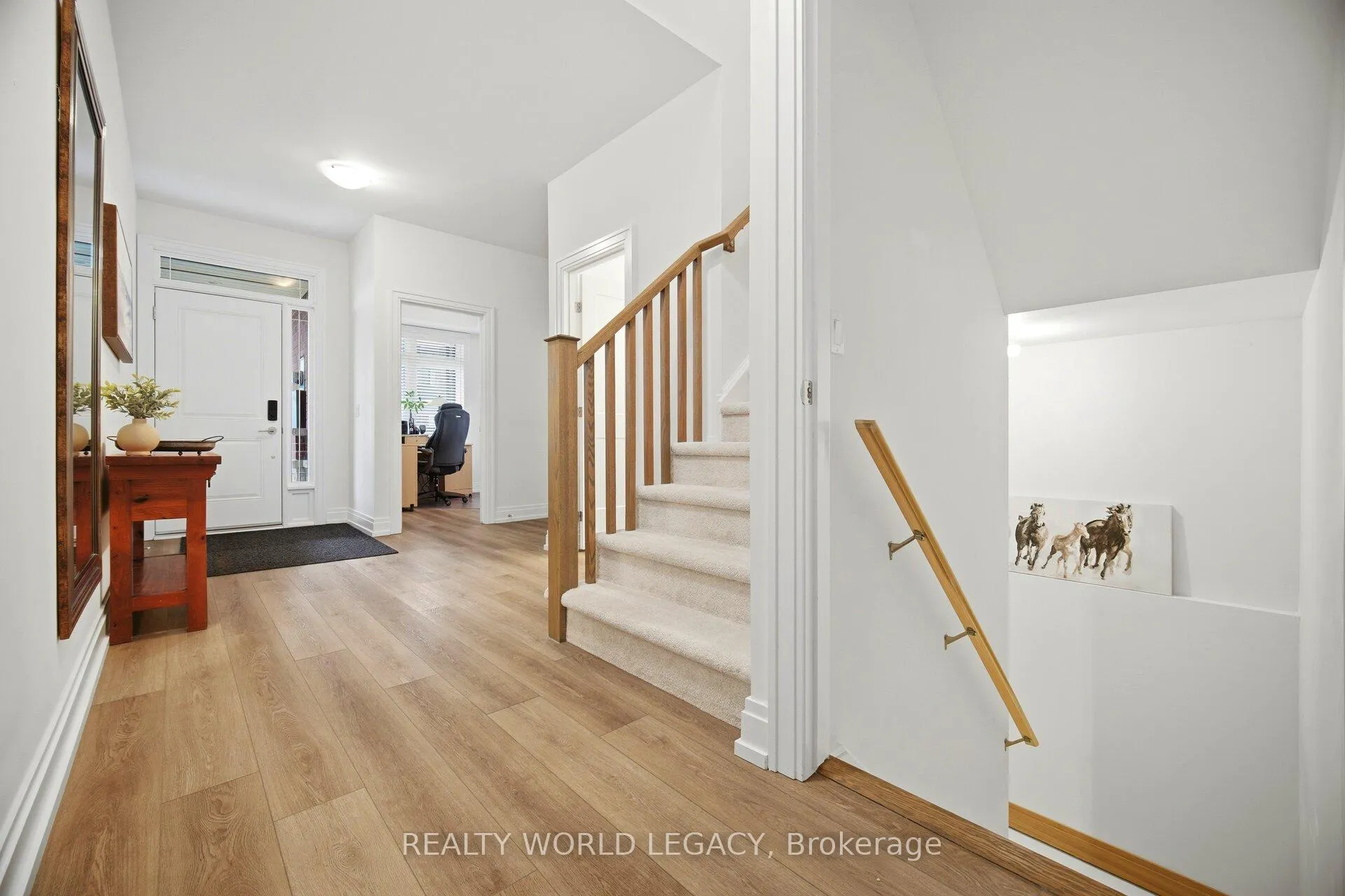 Photo 39 of 37 Westfield Crescent, Hamilton, Waterdown — HOMEH