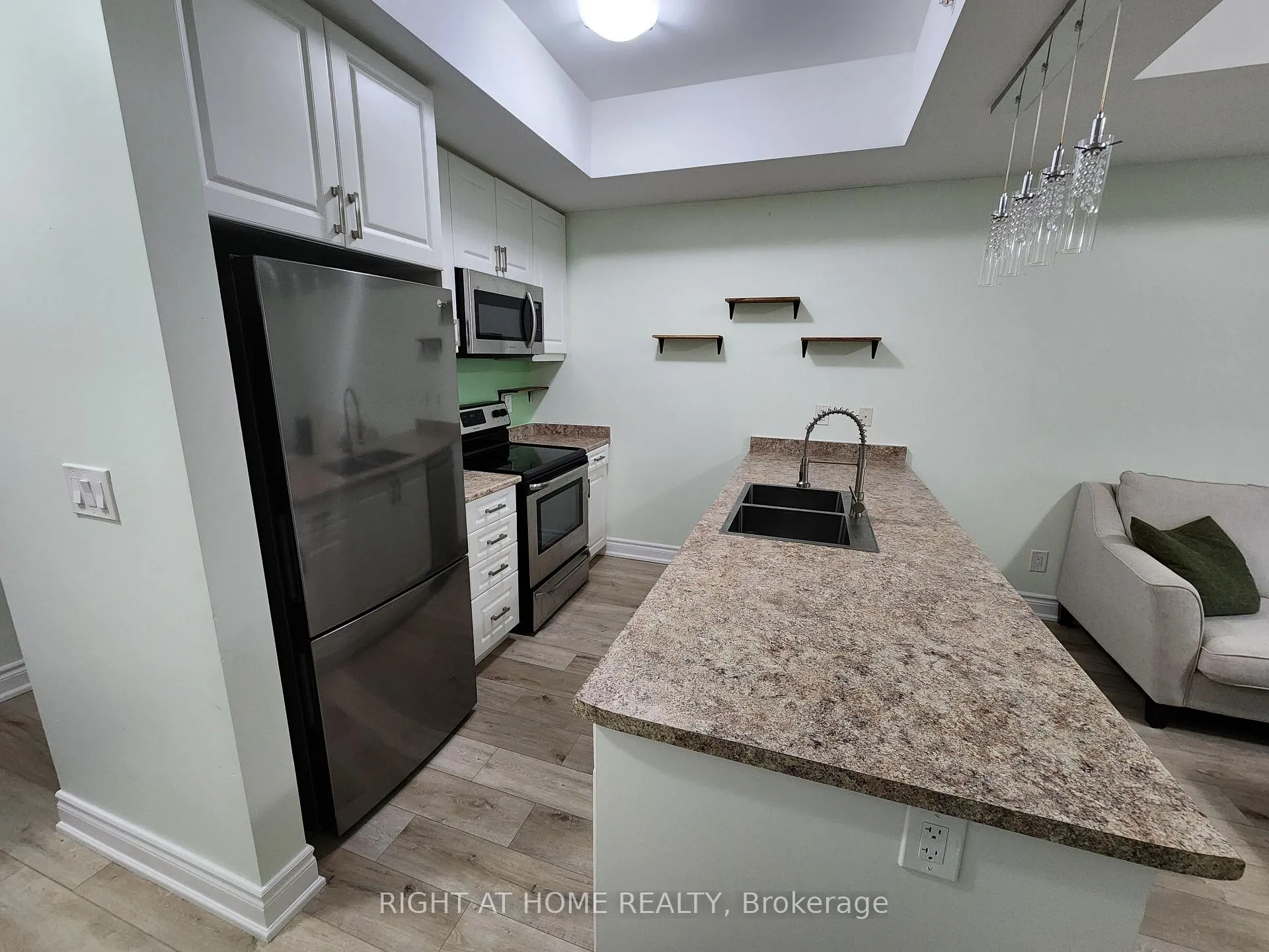 Photo 2 of Unit 413, 650 Gordon Street, Whitby, Port Whitby — HOMEH