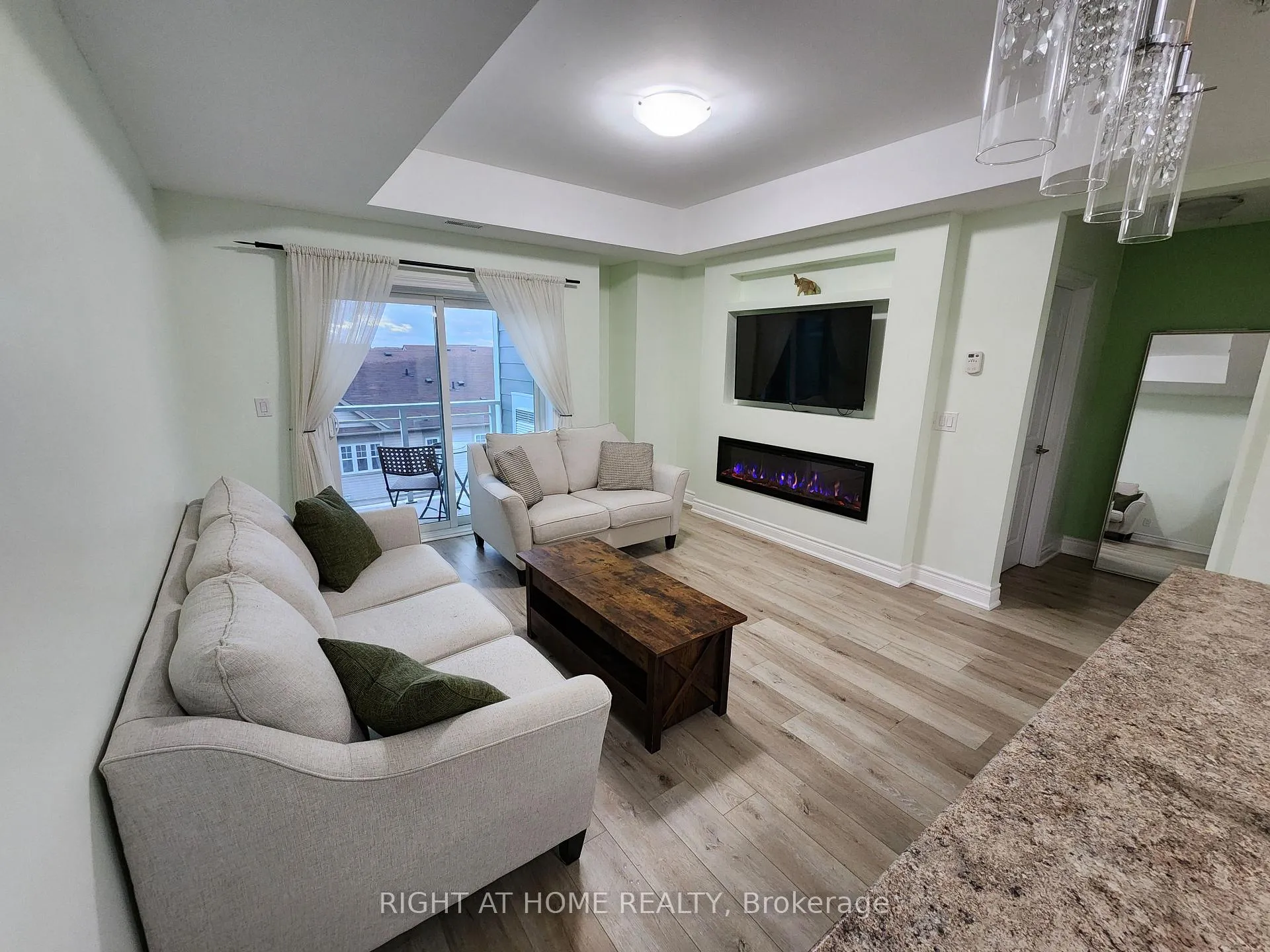Photo 10 of Unit 413, 650 Gordon Street, Whitby, Port Whitby — HOMEH
