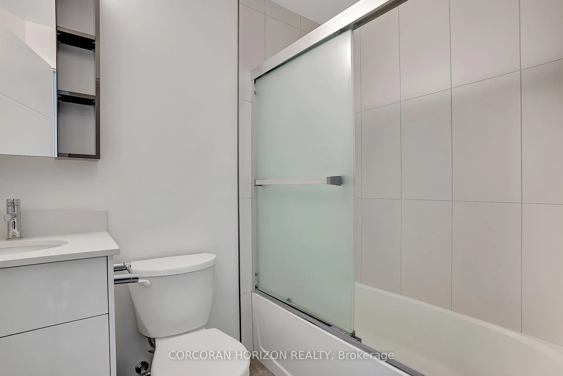 Photo 24 of Unit 1507, 60 Frederick Street, Kitchener — HOMEH