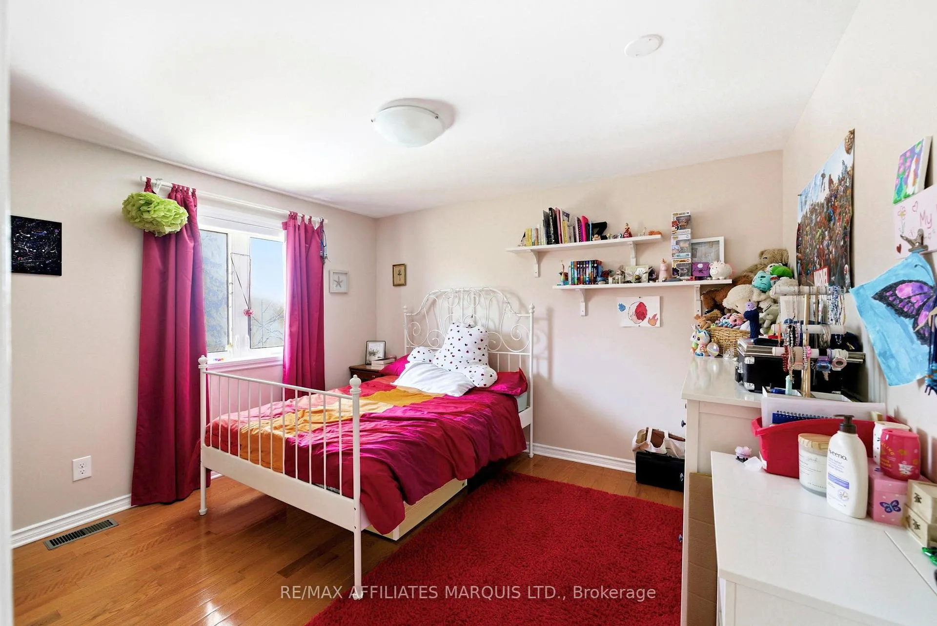 Photo 23 of 884 Kenyon Crescent, Cornwall — HOMEH
