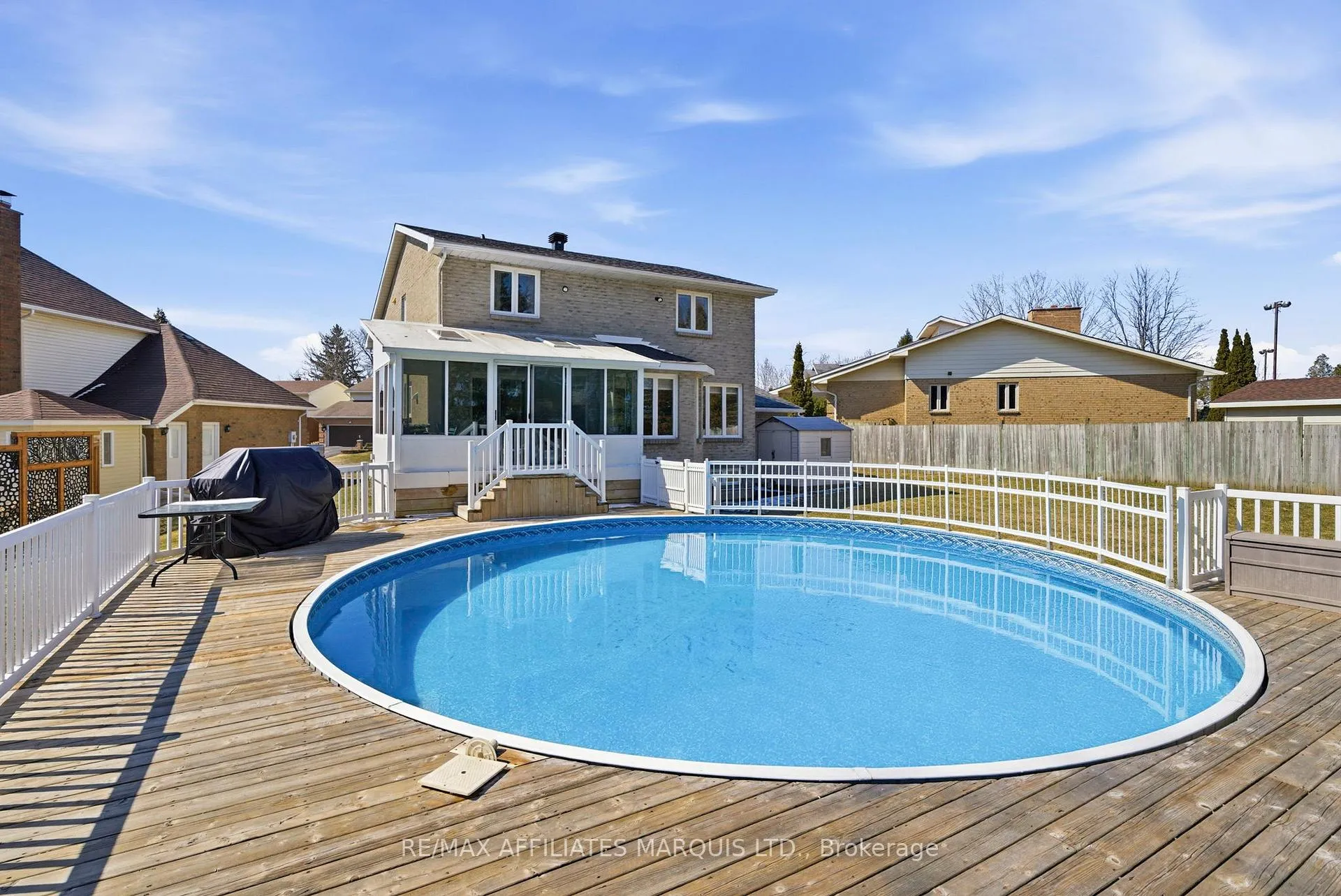 Photo 36 of 884 Kenyon Crescent, Cornwall — HOMEH