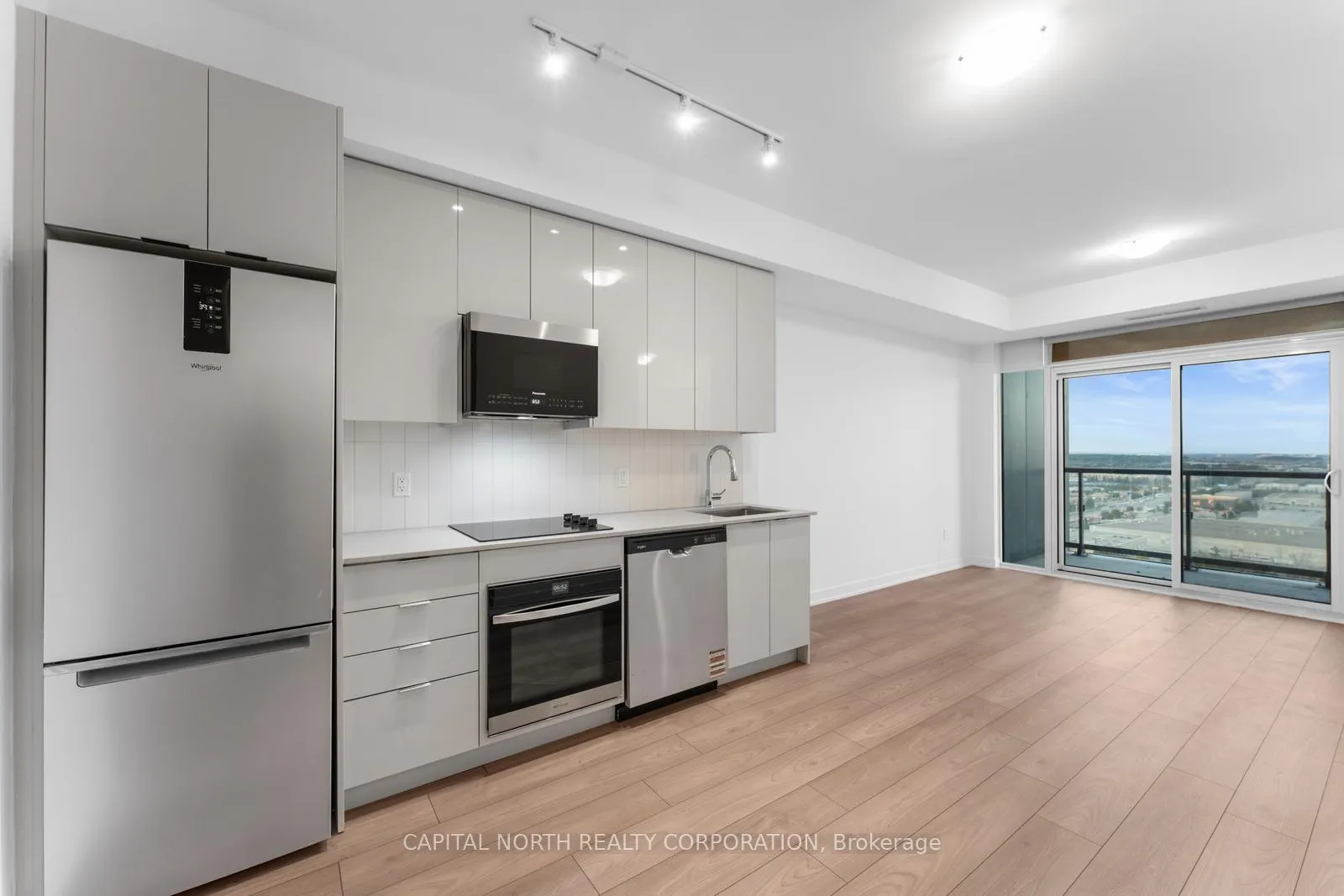 Photo 8 of Unit 2106, 474 Caldari Road, Vaughan, Concord — HOMEH
