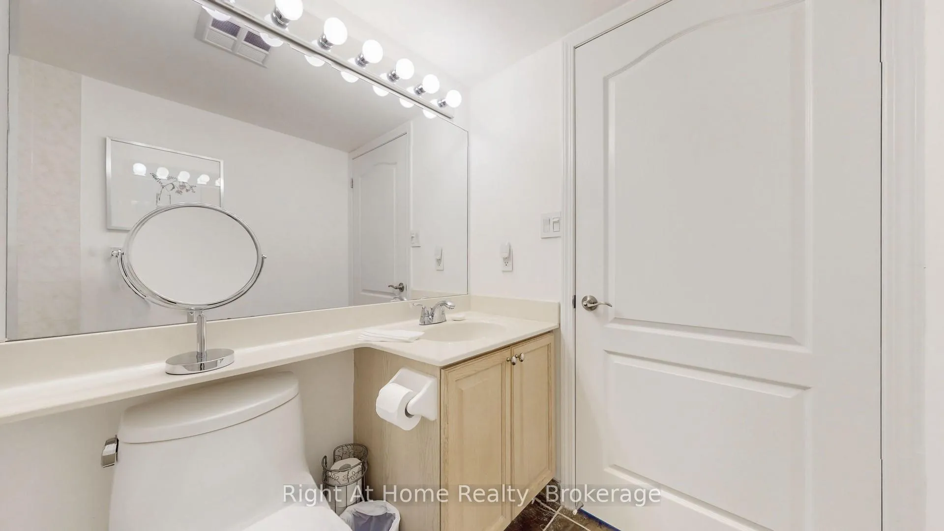 Photo 22 of Unit 209, 228 Queens Quay W, Toronto, Waterfront Communities — HOMEH