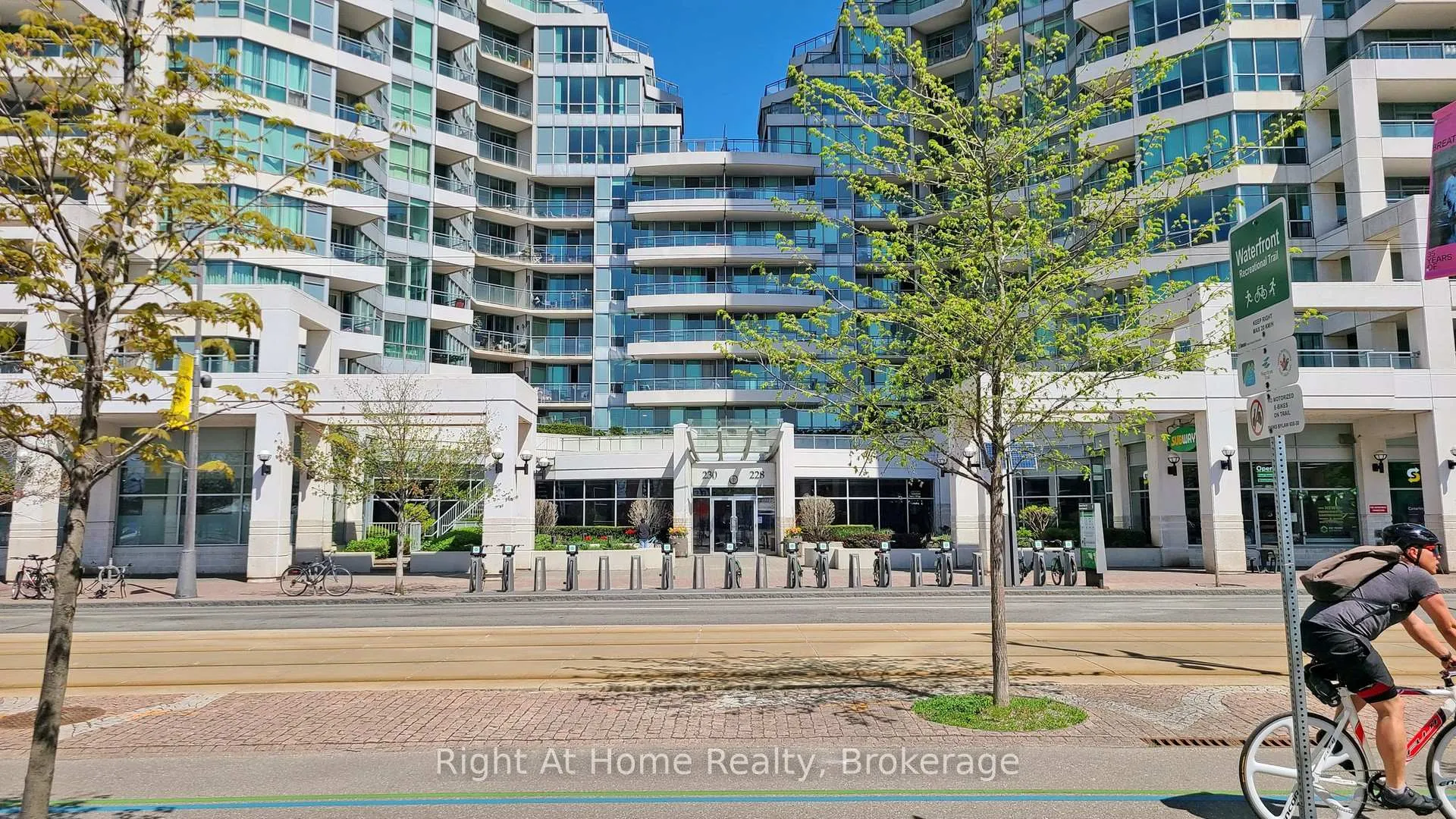 Photo 33 of Unit 209, 228 Queens Quay W, Toronto, Waterfront Communities — HOMEH