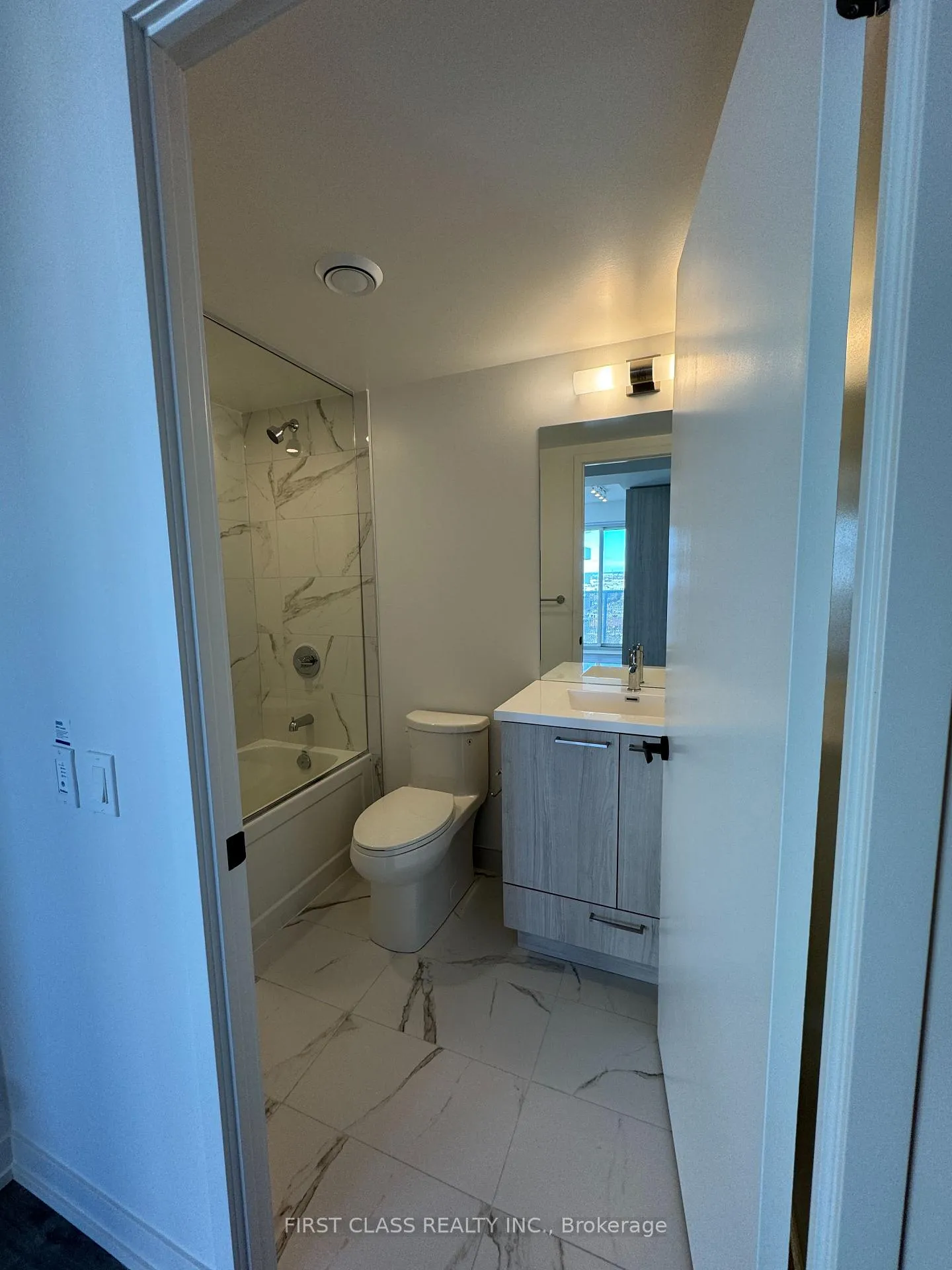 Photo 7 of Unit 2815, 195 Commerce Street, Vaughan, Vaughan Corporate Centre — HOMEH
