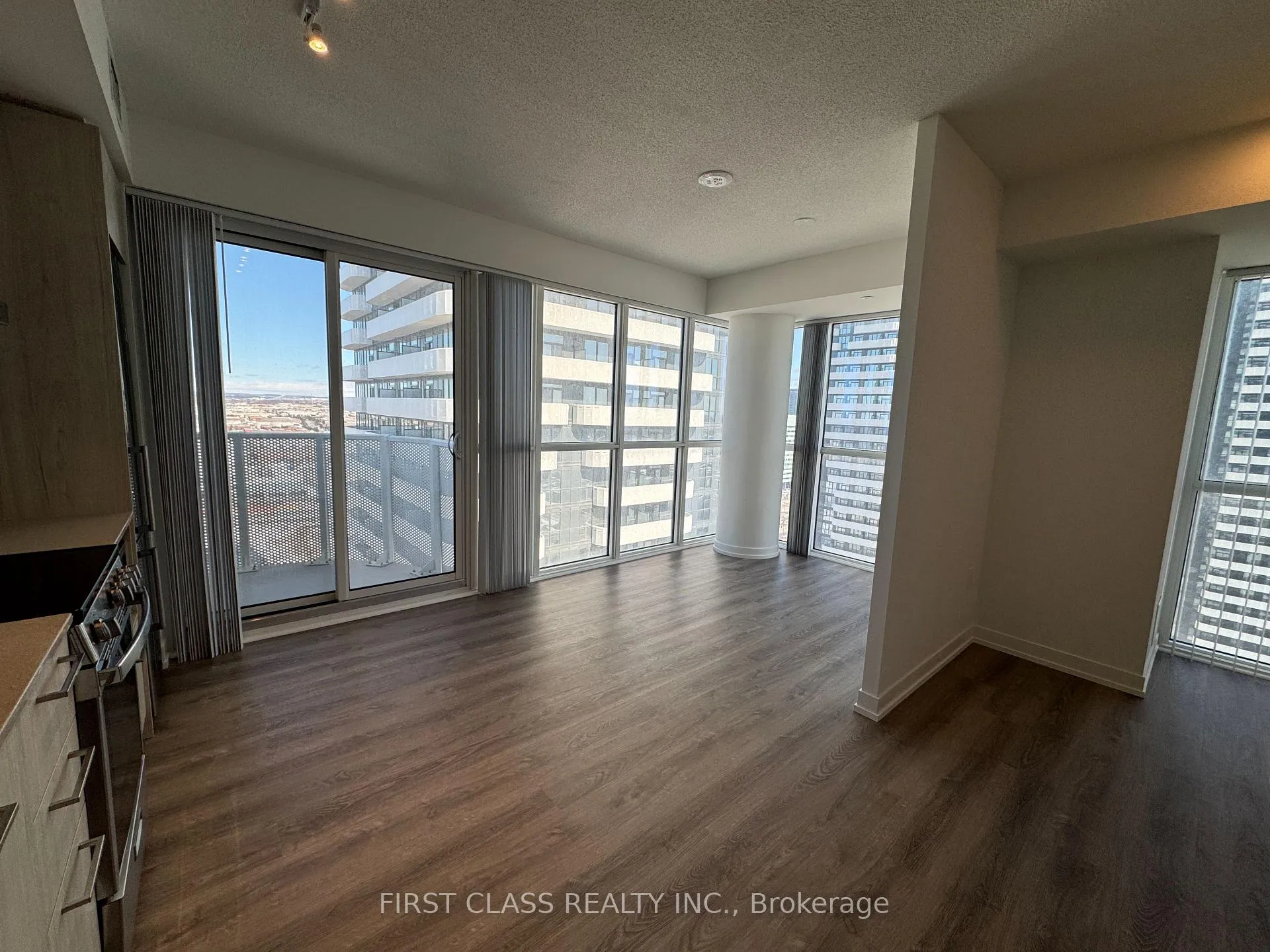 Photo 10 of Unit 2815, 195 Commerce Street, Vaughan, Vaughan Corporate Centre — HOMEH