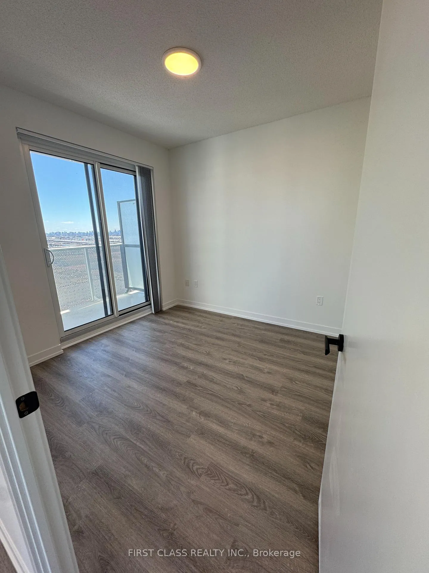 Photo 12 of Unit 2815, 195 Commerce Street, Vaughan, Vaughan Corporate Centre — HOMEH