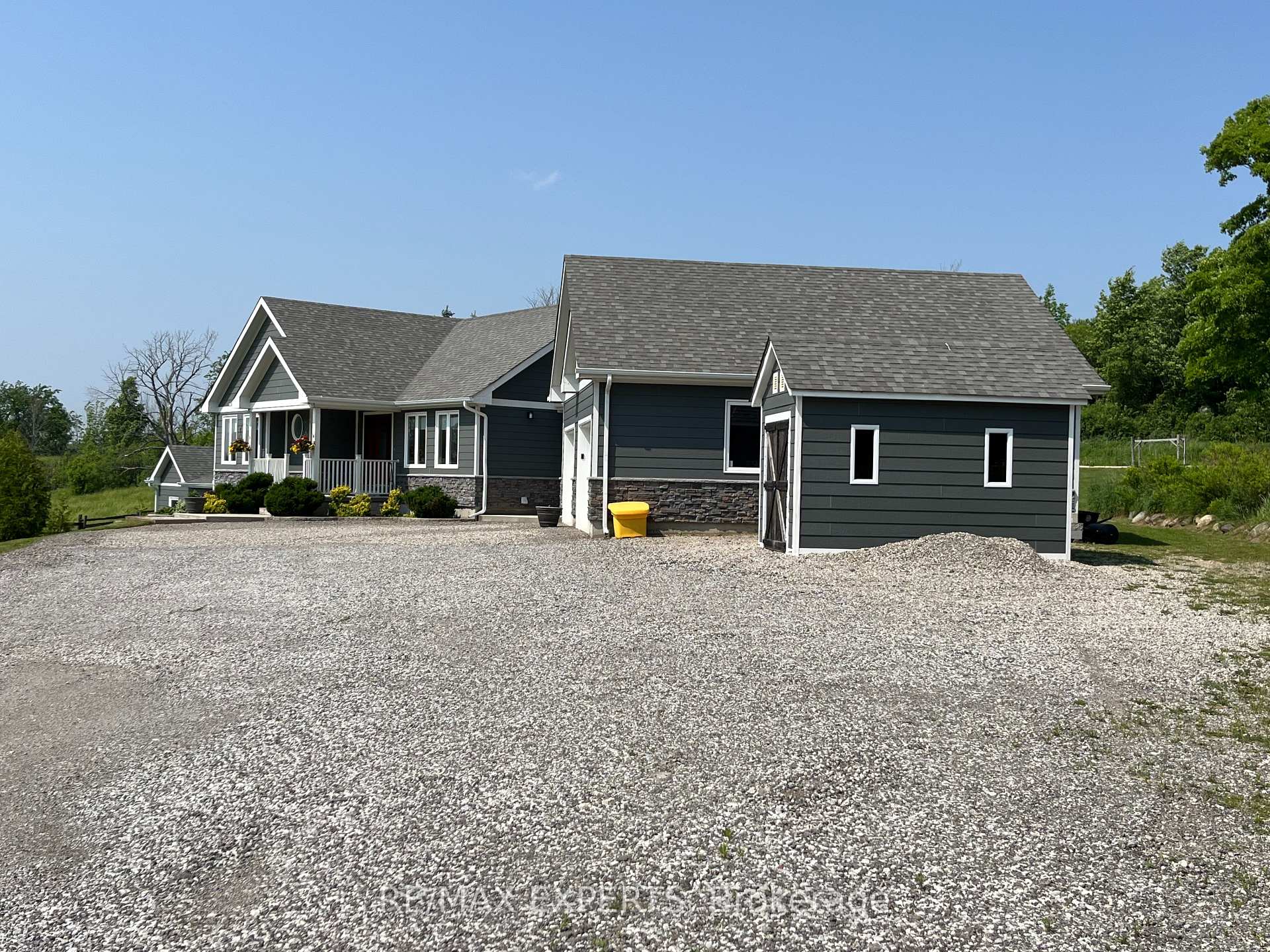 Photo 5 of 5541 Trafalgar Road, Erin, Rural Erin — HOMEH