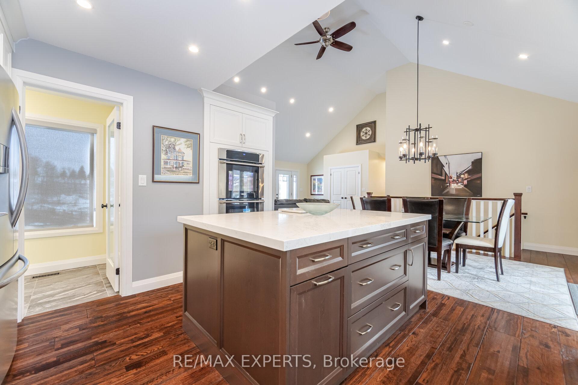 Photo 14 of 5541 Trafalgar Road, Erin, Rural Erin — HOMEH