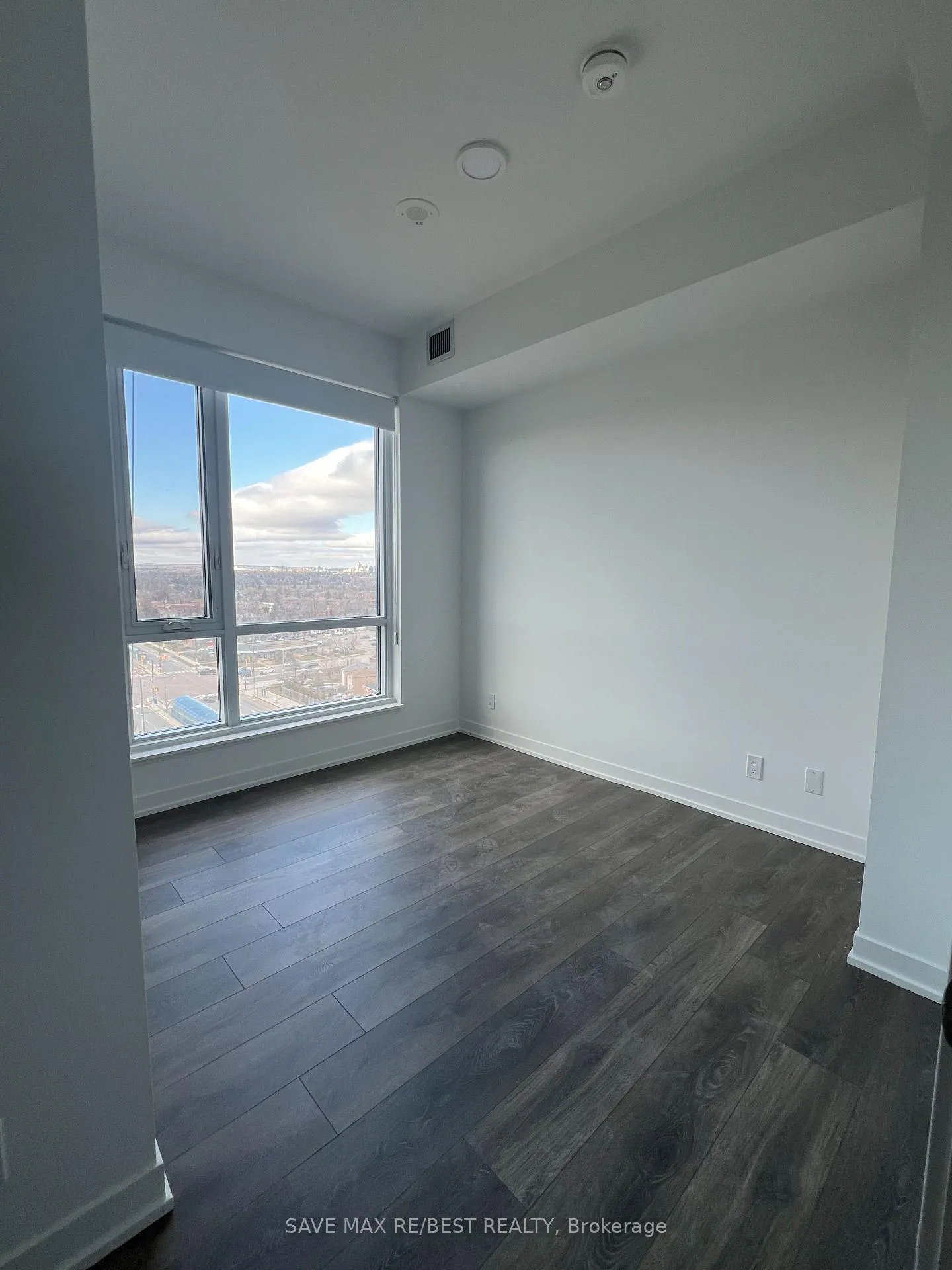 Photo 5 of Unit B-1104, 7950 Bathurst Street, Vaughan, Beverley Glen — HOMEH