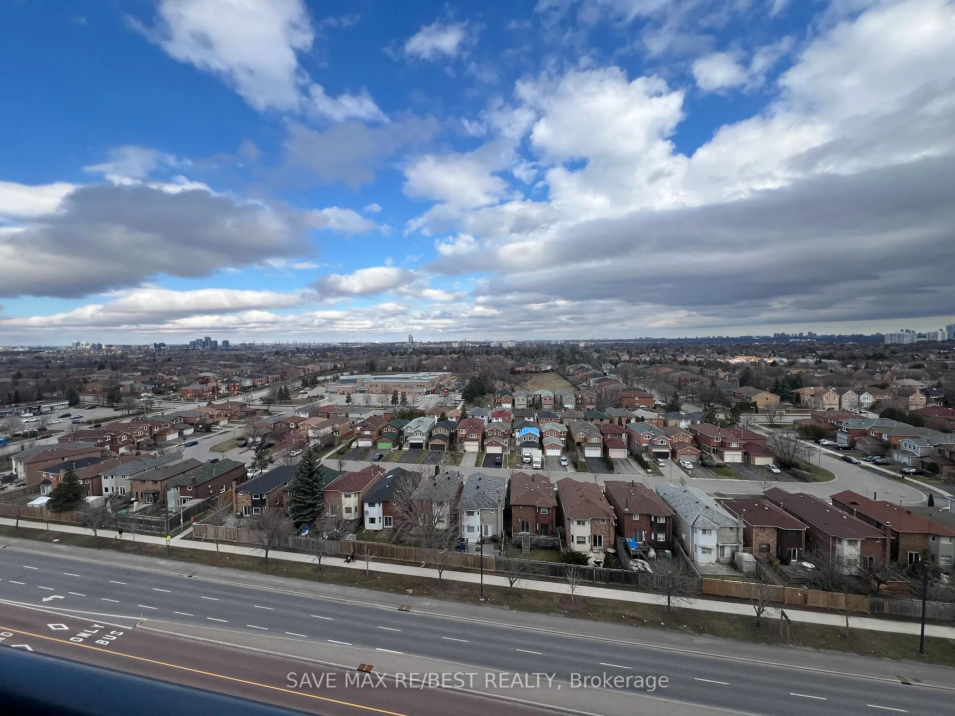 Photo 16 of Unit B-1104, 7950 Bathurst Street, Vaughan, Beverley Glen — HOMEH
