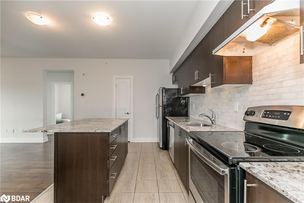 Photo 2 of Unit 310, 299 Cundles Road E, Barrie, East — HOMEH