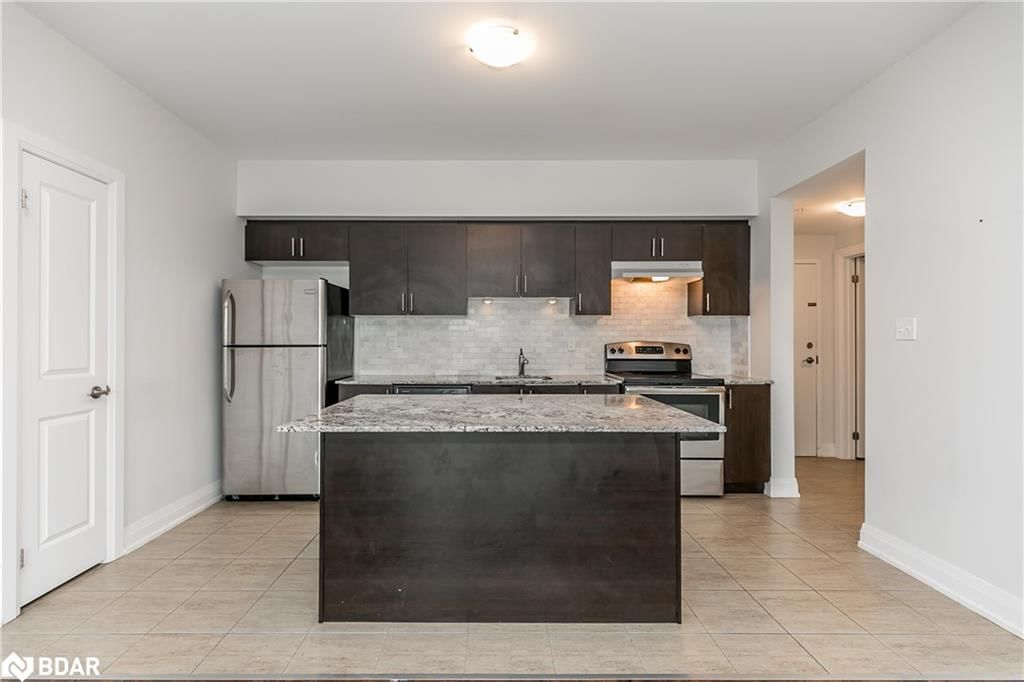 Photo 4 of Unit 310, 299 Cundles Road E, Barrie, East — HOMEH