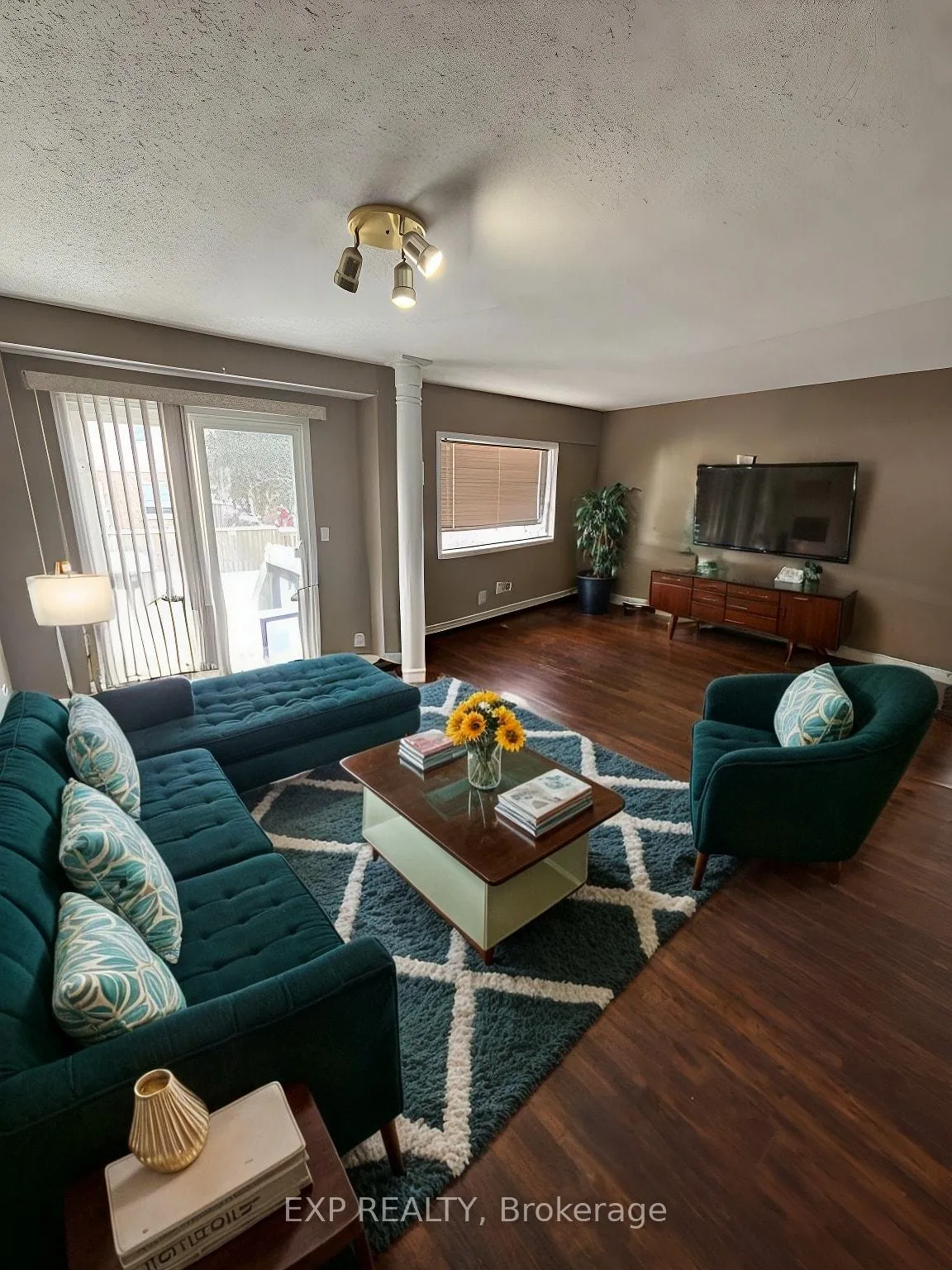 Photo 1 of 27 Eugene Drive, Guelph, Pineridge/Westminster Woods — HOMEH