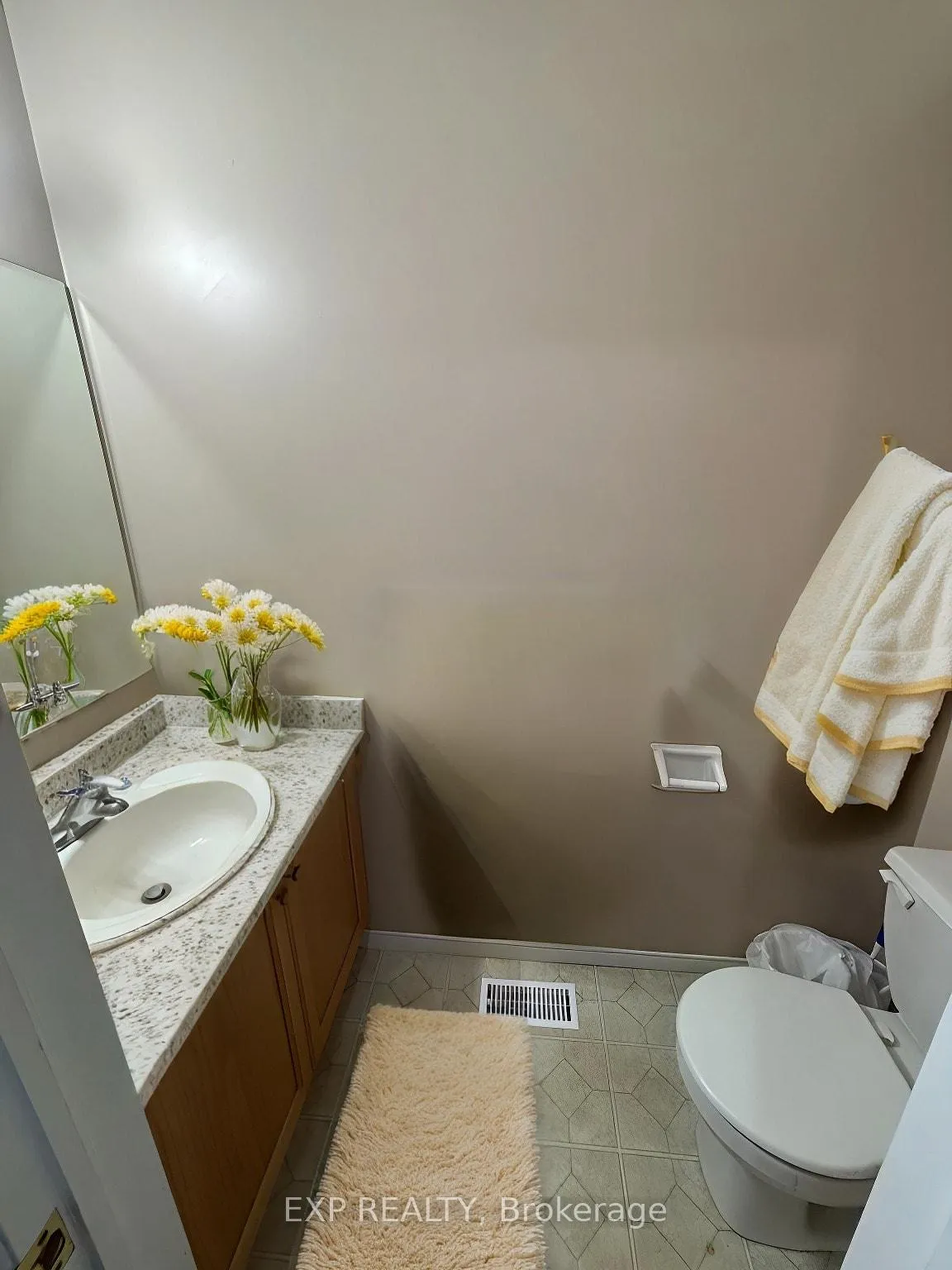Photo 6 of 27 Eugene Drive, Guelph, Pineridge/Westminster Woods — HOMEH